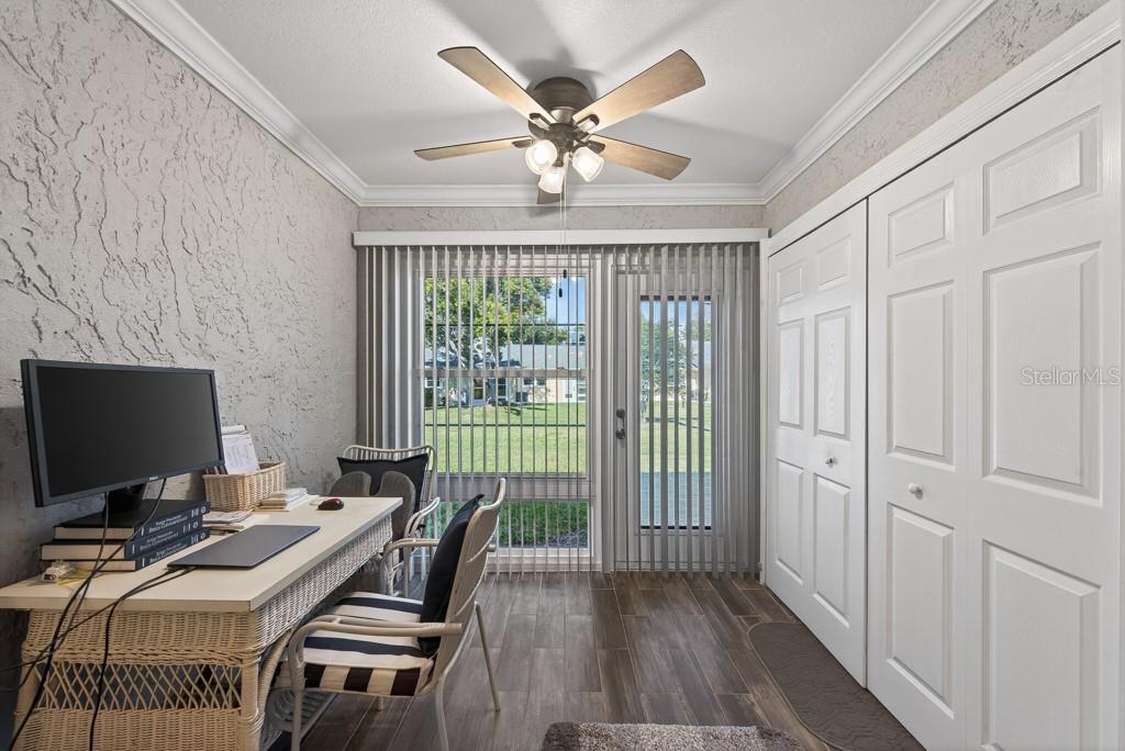 Image 15 of 44 For 2465 Northside Drive 305