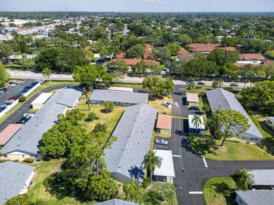 Image 40 of 44 For 2465 Northside Drive 305