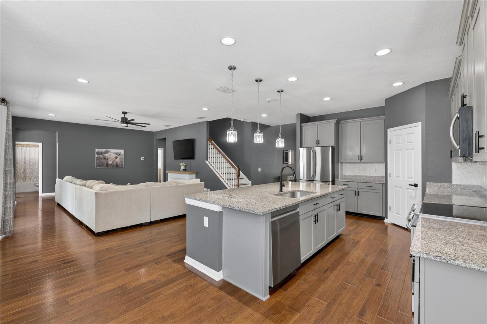 Listing photo id 16 for 11807 Harpswell Drive