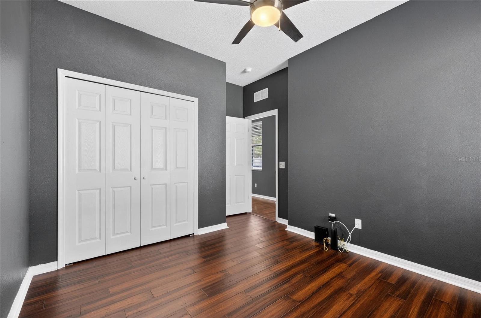 Listing photo id 19 for 11807 Harpswell Drive