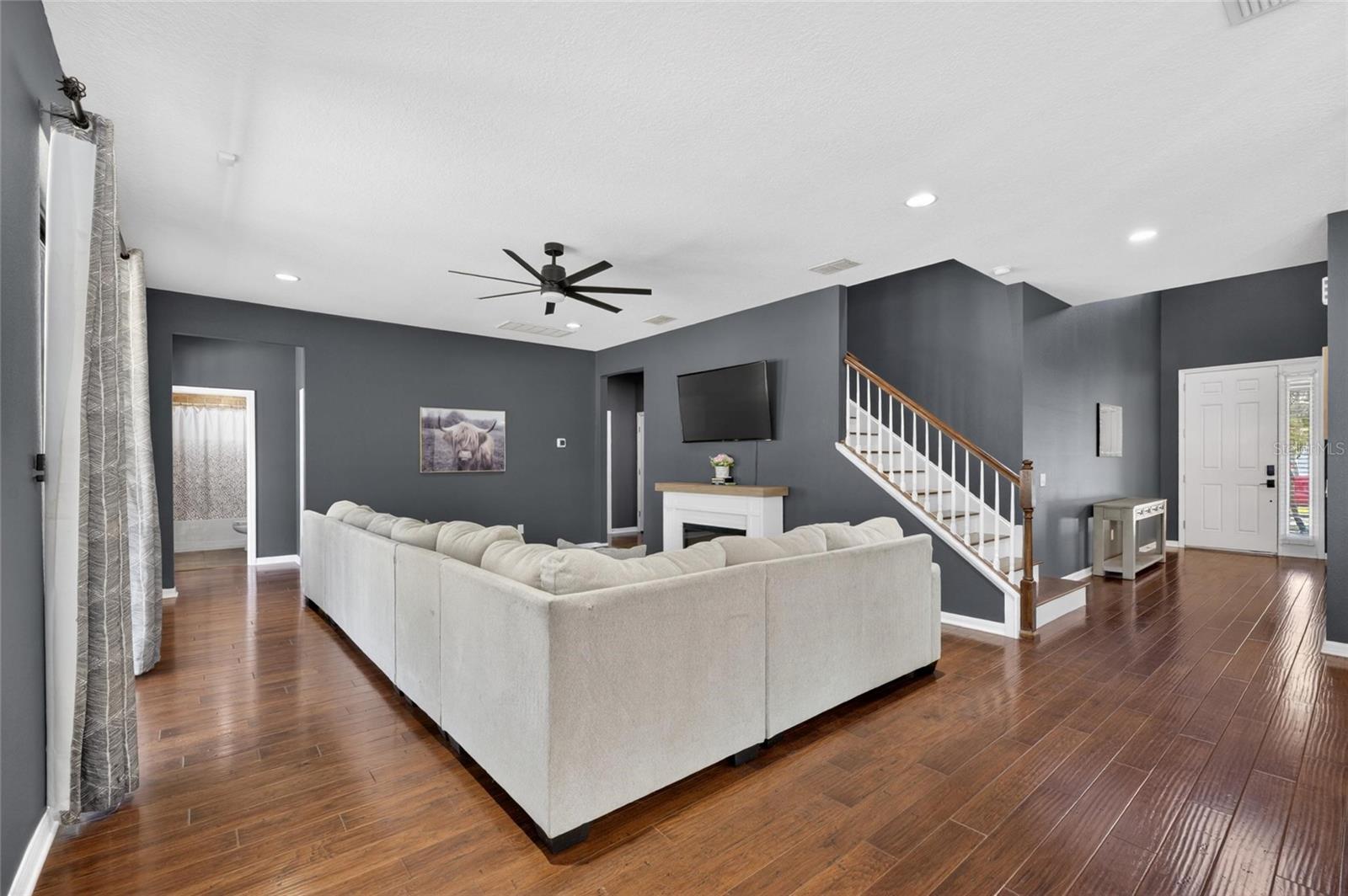 Listing photo id 6 for 11807 Harpswell Drive