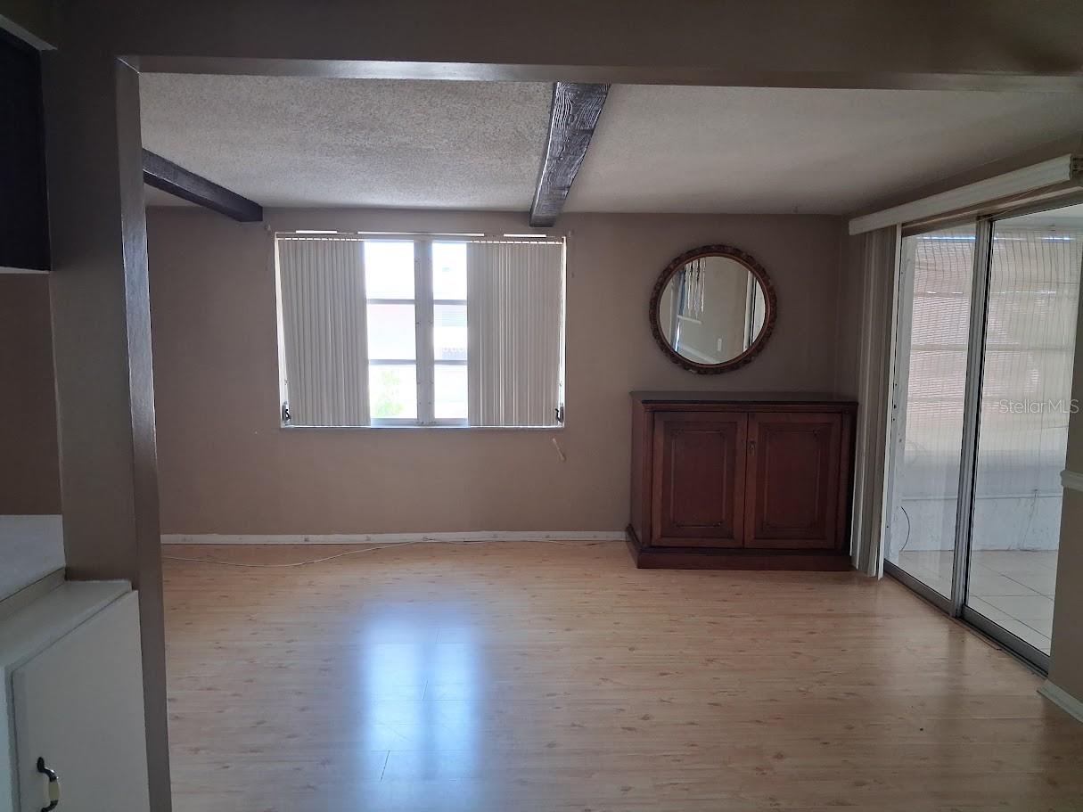 Image 5 of 19 For 6821 Mesa Verde Street