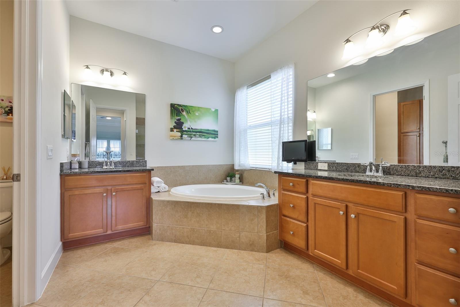 Image 18 of 46 For 1809 Pacific Dunes Drive