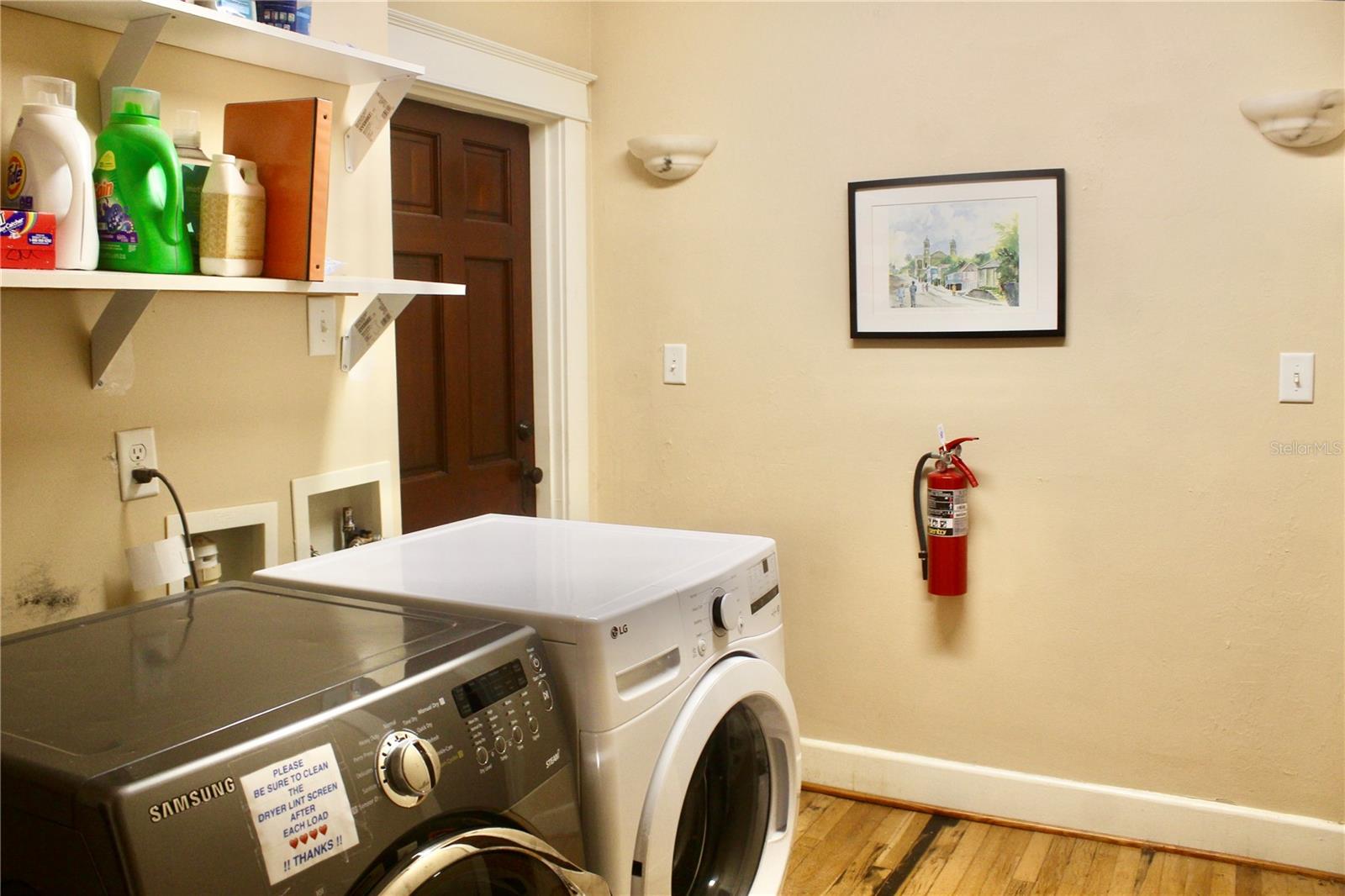 Image 15 of 22 For 701 Swann Avenue 1