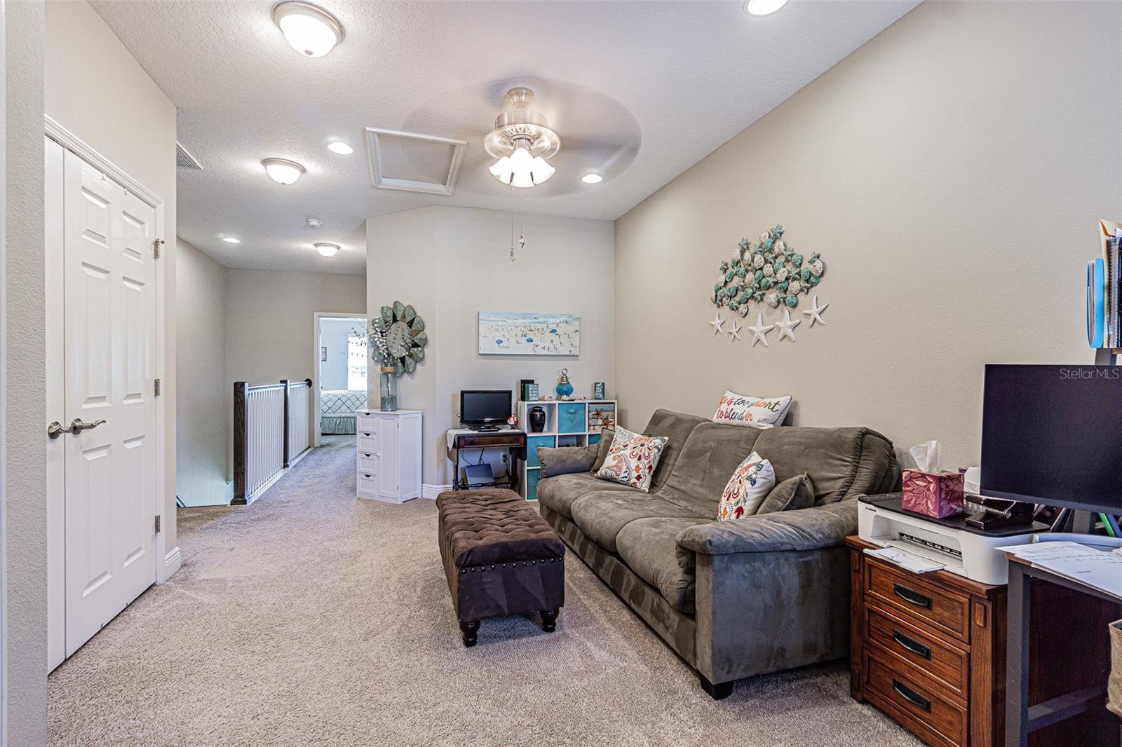 Listing photo id 10 for 11523 Crowned Sparrow Lane 3-7