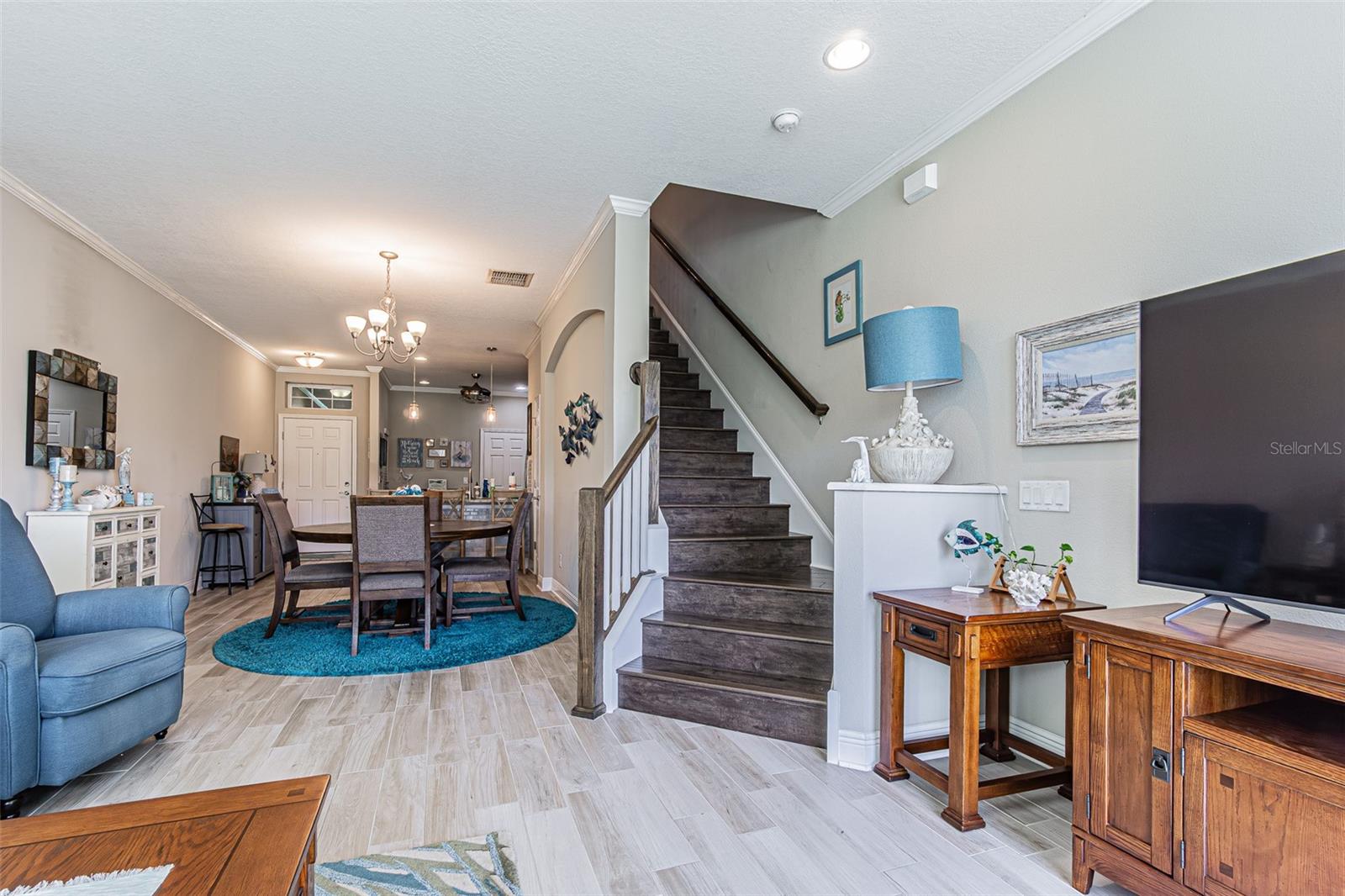 Listing photo id 5 for 11523 Crowned Sparrow Lane 3-7