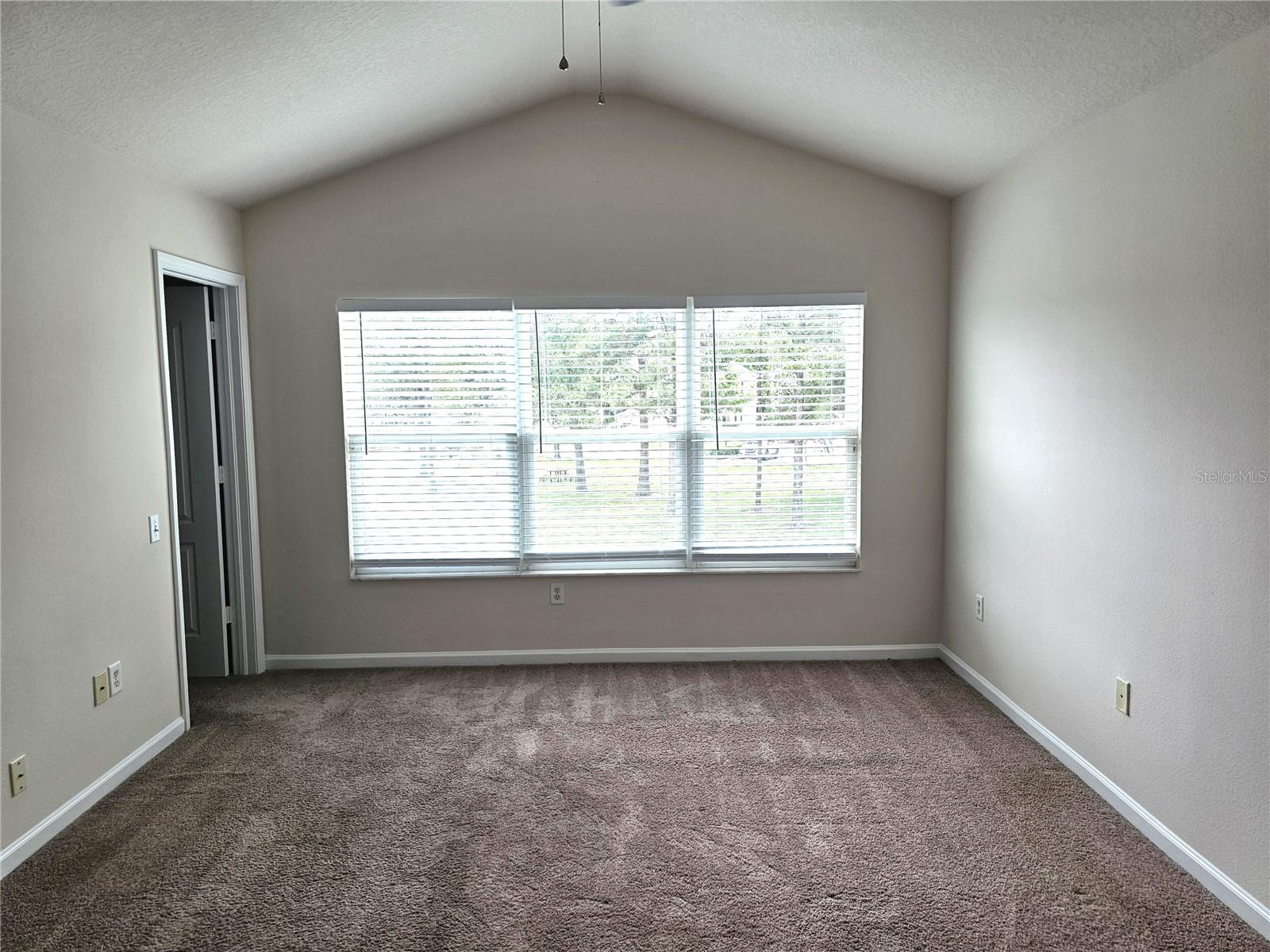 Image 11 of 24 For 26638 Castleview Way