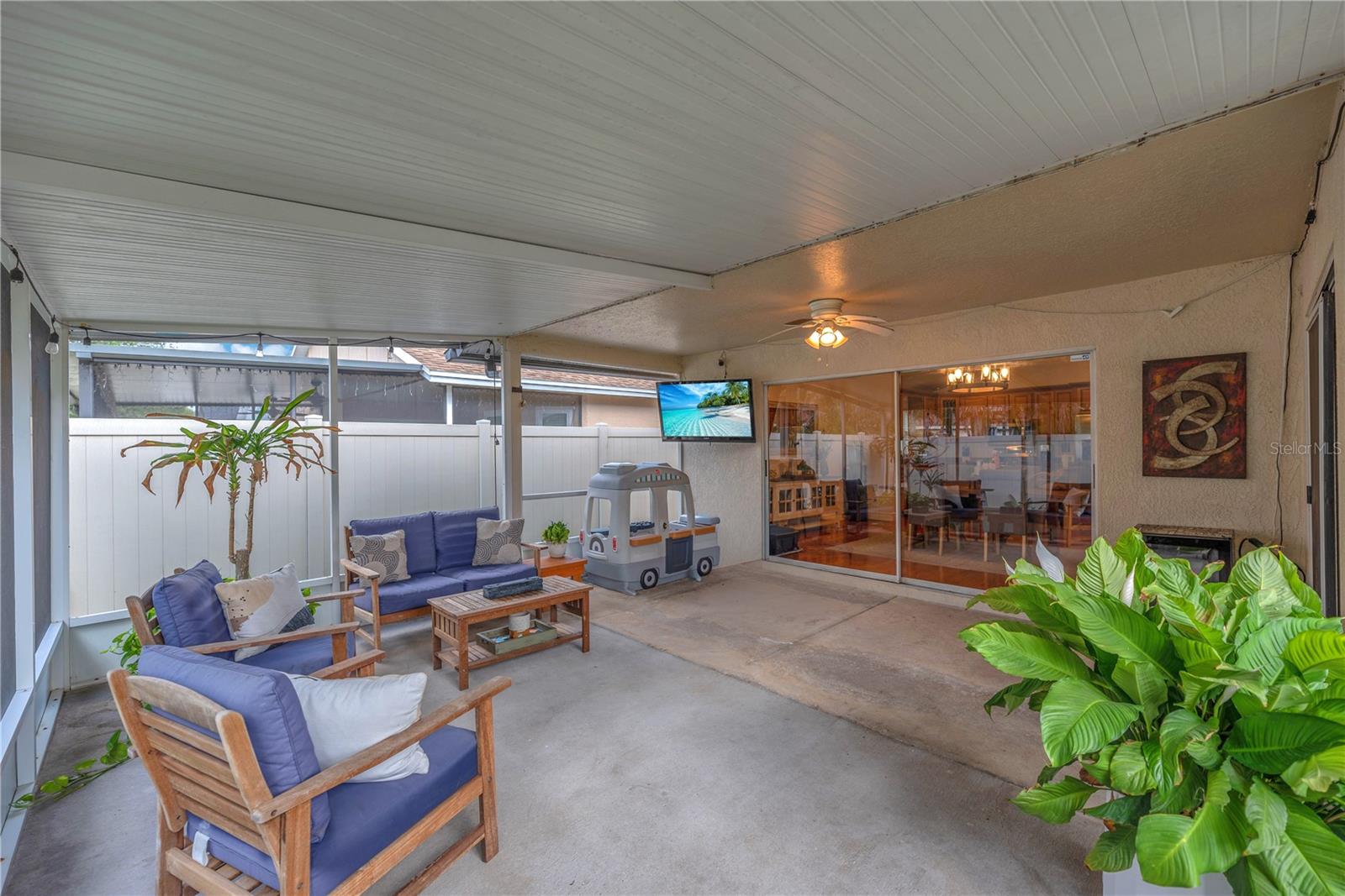 Image 17 of 29 For 2218 Cattleman Drive