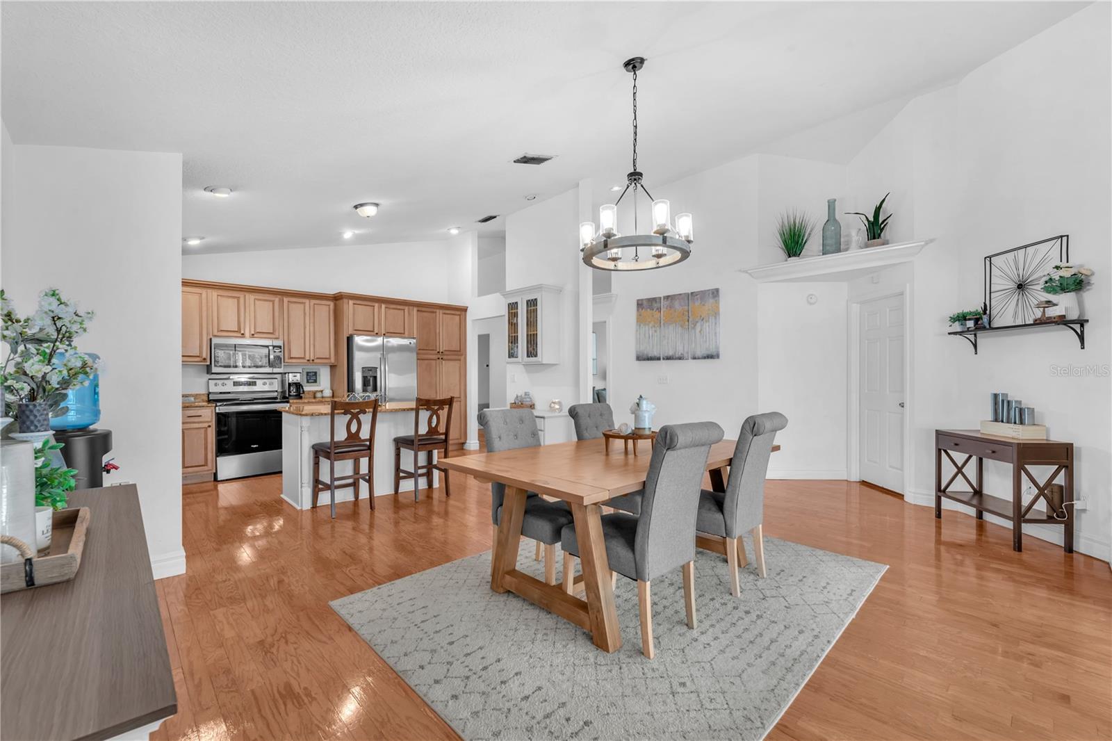 Image 7 of 29 For 2218 Cattleman Drive