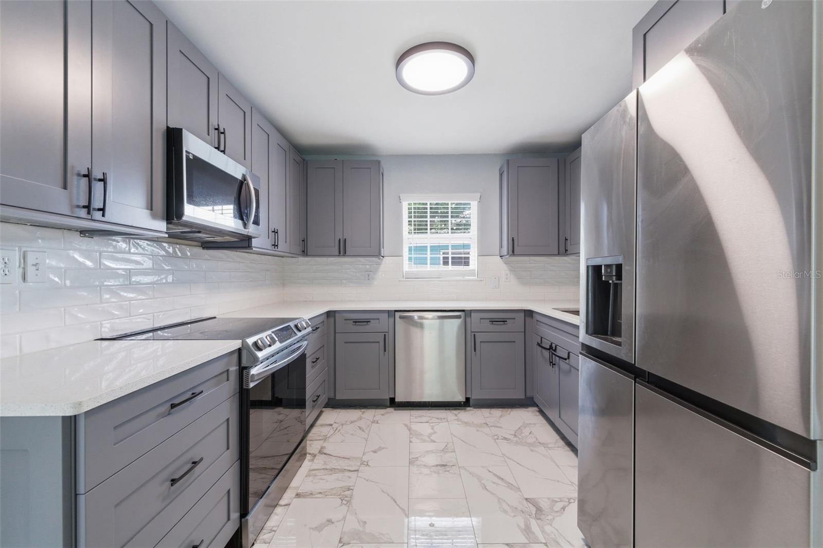 Image 12 of 35 For 3230 51st Street N