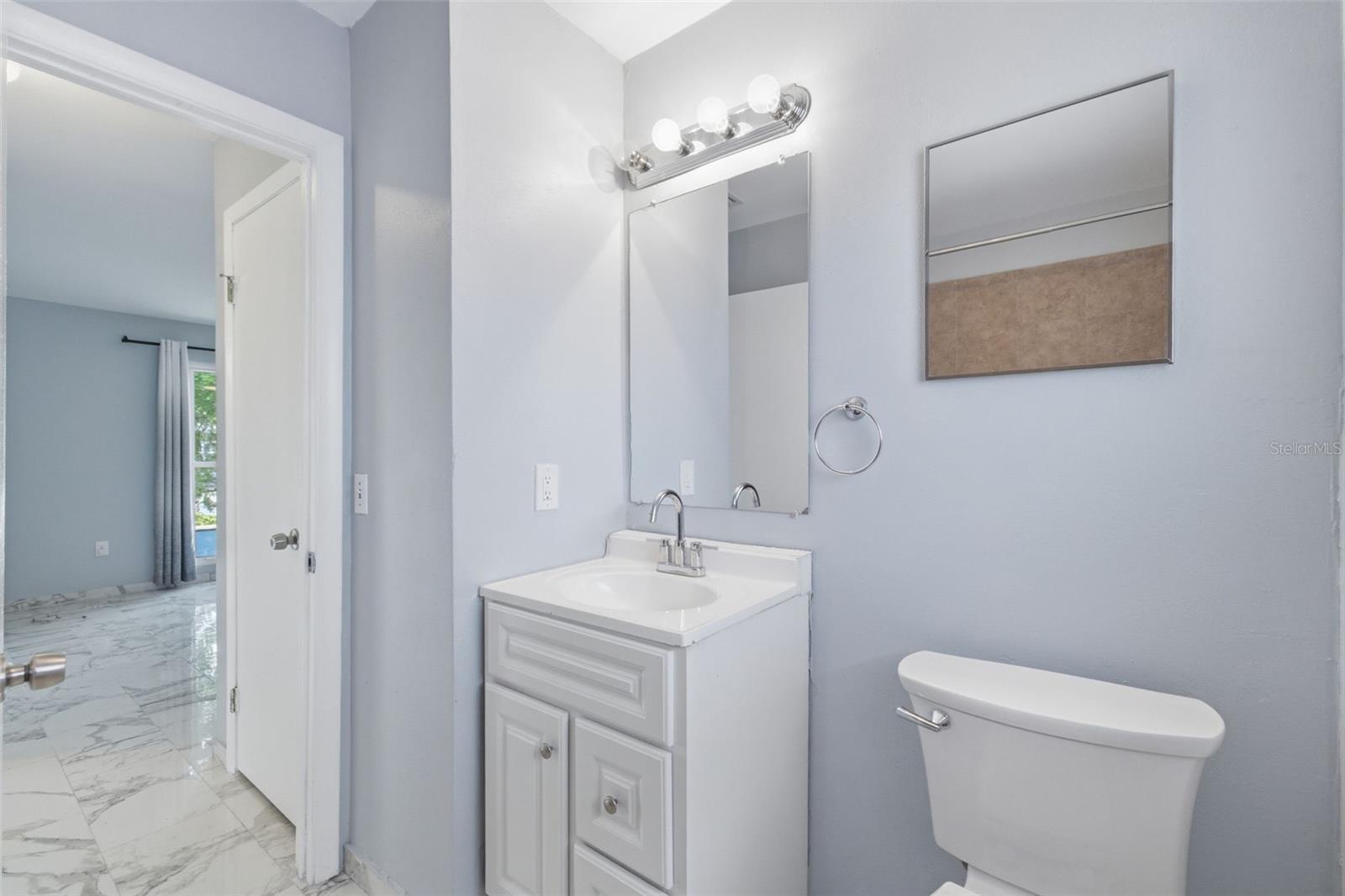 Image 18 of 35 For 3230 51st Street N