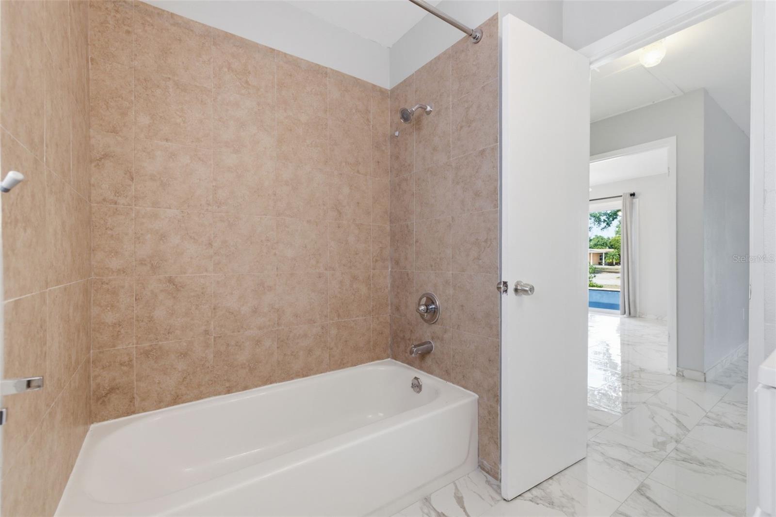 Image 19 of 35 For 3230 51st Street N