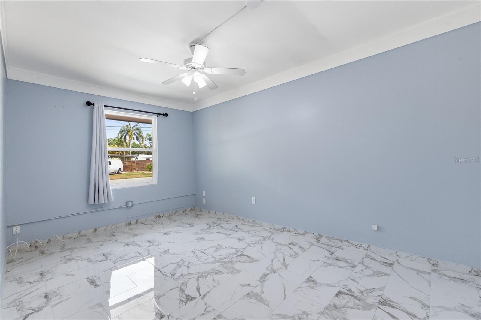 Image 22 of 35 For 3230 51st Street N