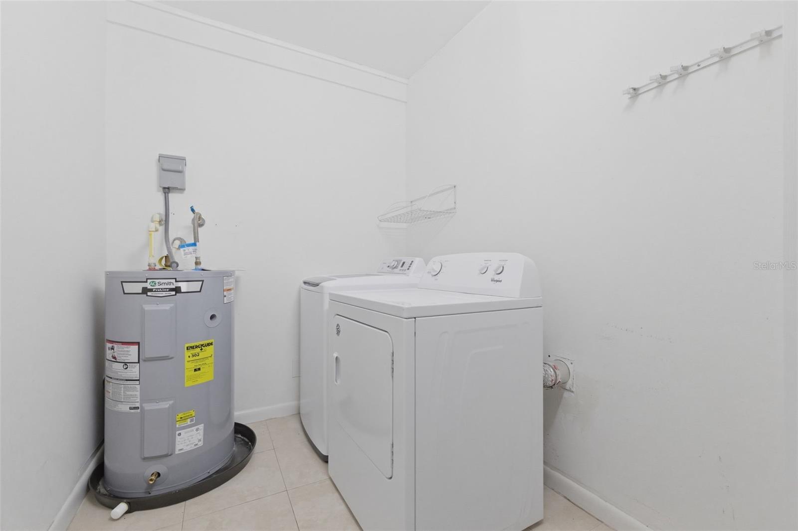 Image 27 of 35 For 3230 51st Street N