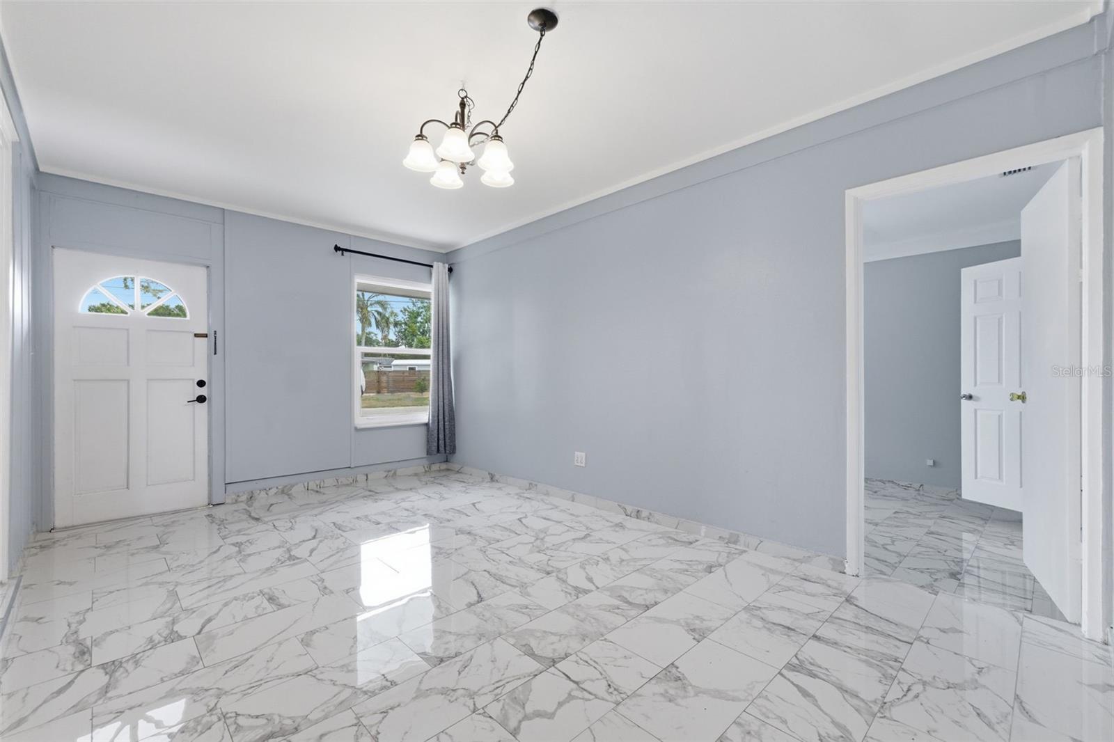 Image 7 of 35 For 3230 51st Street N