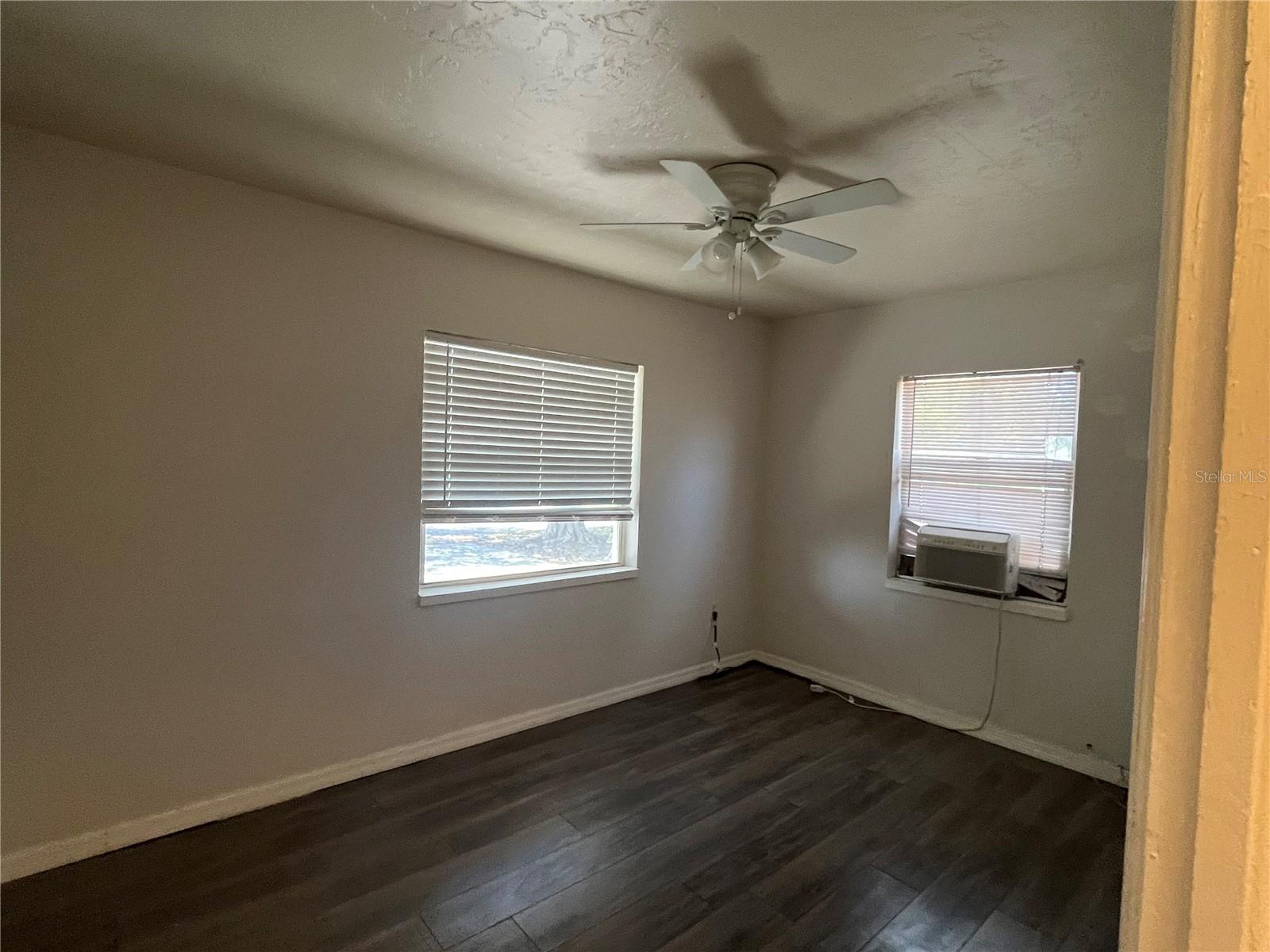 Image 12 of 16 For 10825 Navajo Drive