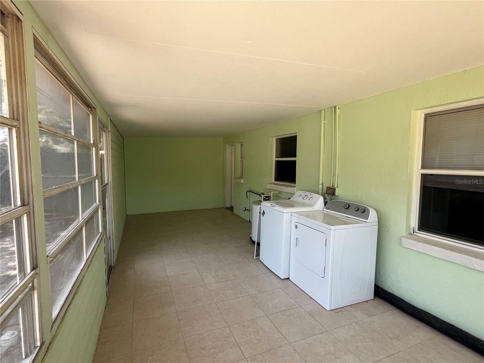 Image 14 of 16 For 10825 Navajo Drive
