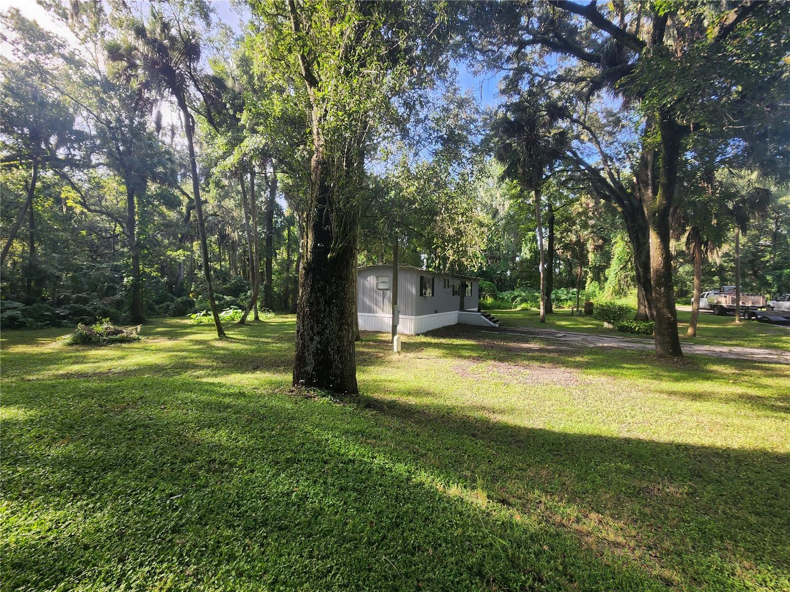 Listing photo id 5 for 2855 Tom Brewer Lane