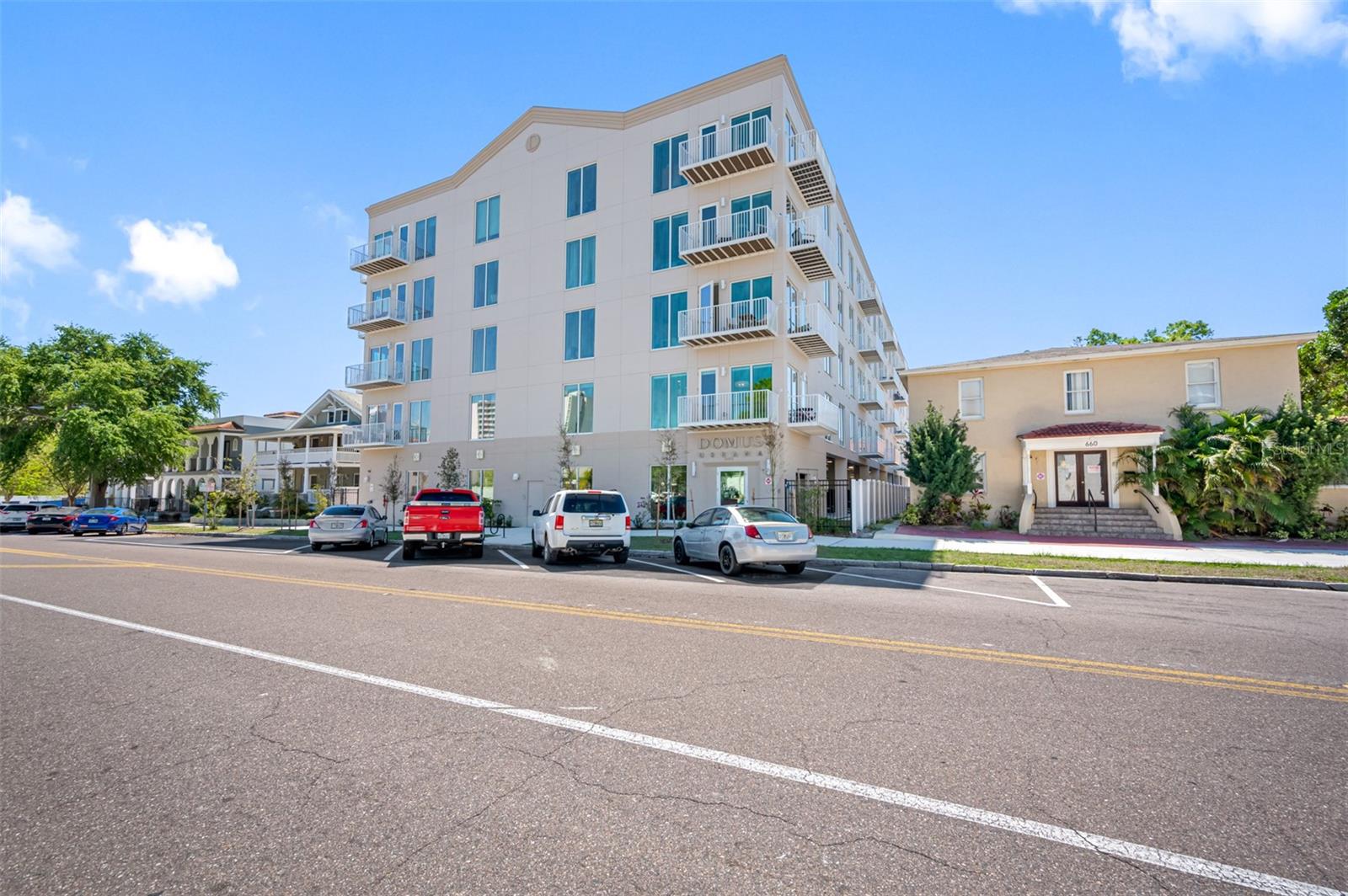 Image 3 of 43 For 644 3rd Avenue S 508