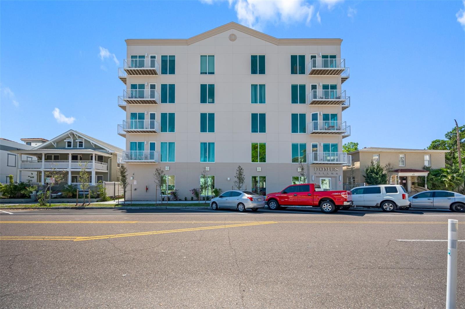 Image 4 of 43 For 644 3rd Avenue S 508