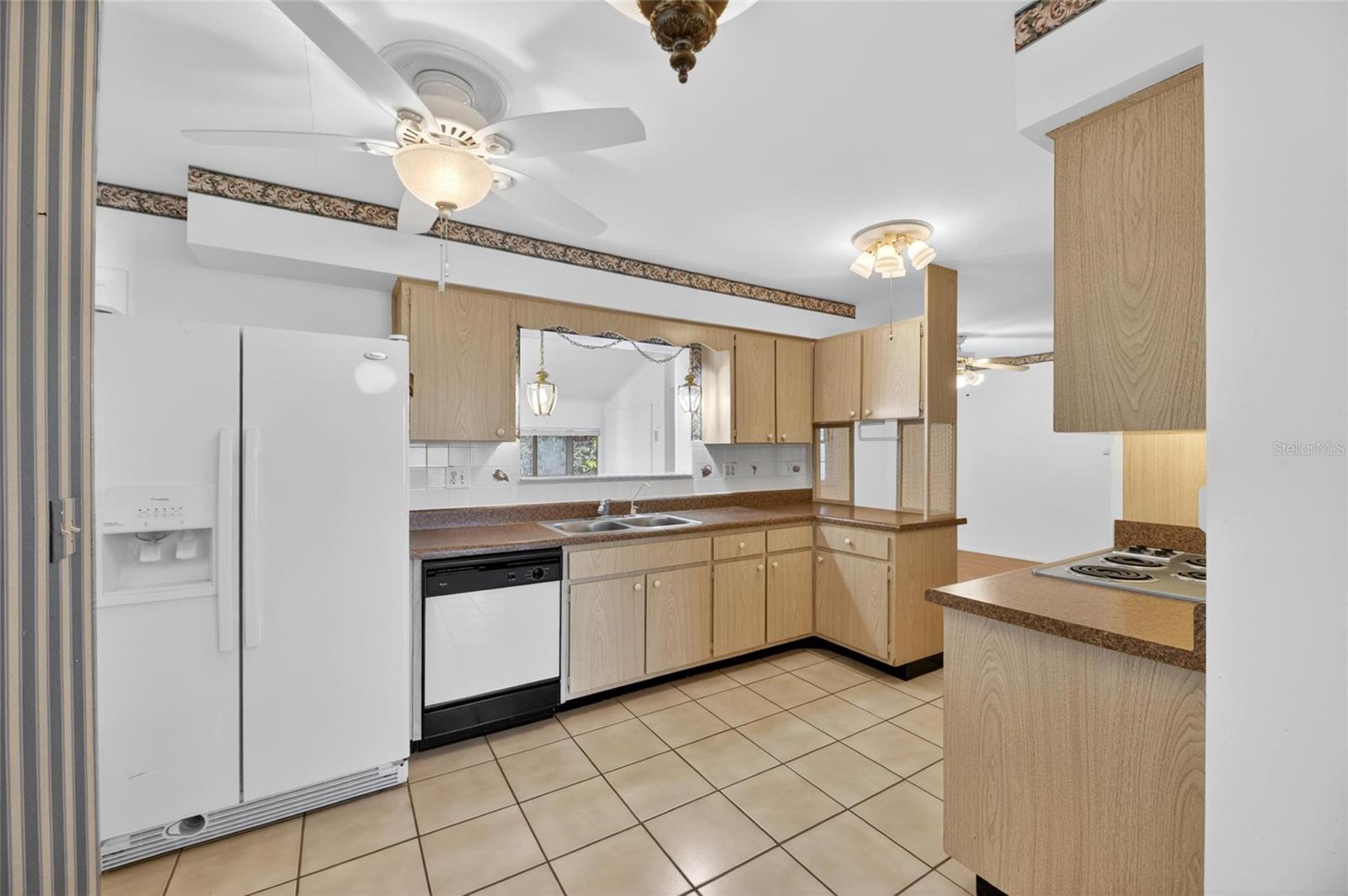 Image 15 of 65 For 1210 Valley Forge Blvd  9