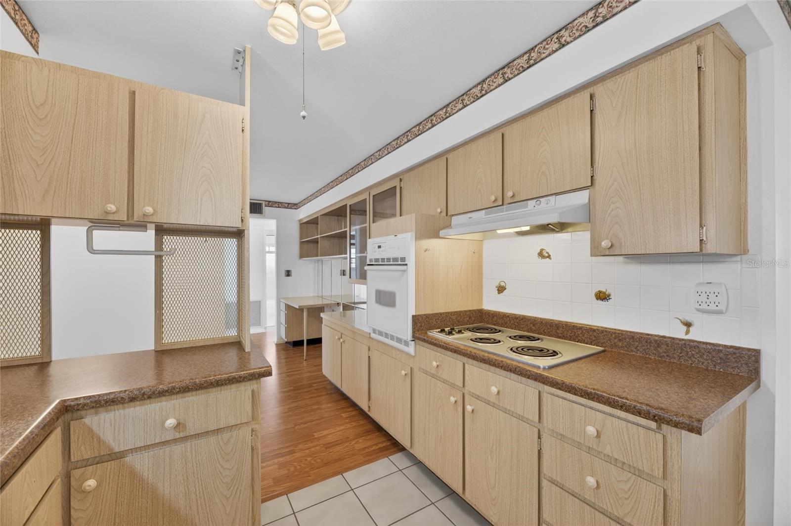 Image 18 of 65 For 1210 Valley Forge Blvd  9