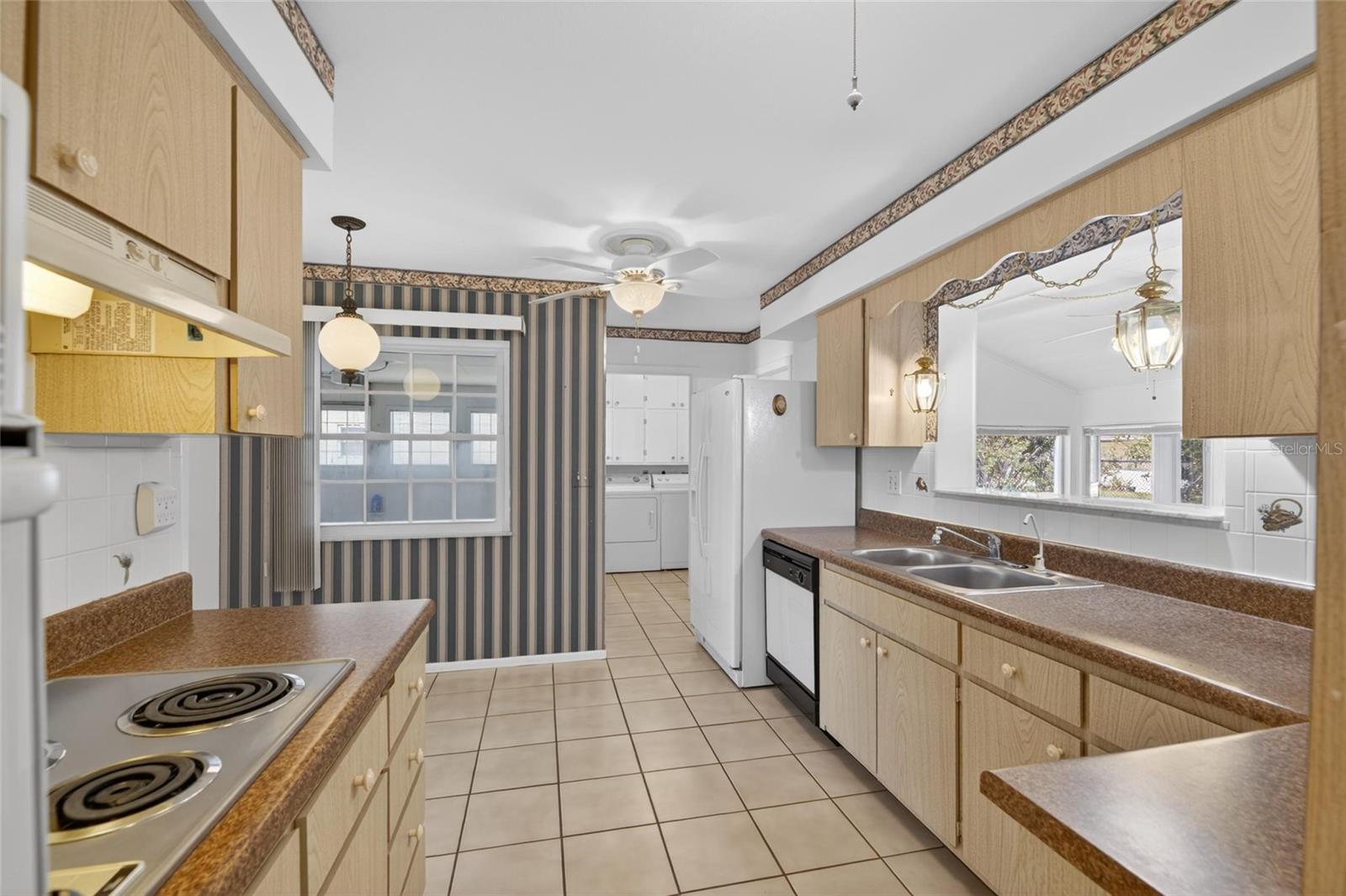 Image 20 of 65 For 1210 Valley Forge Blvd  9