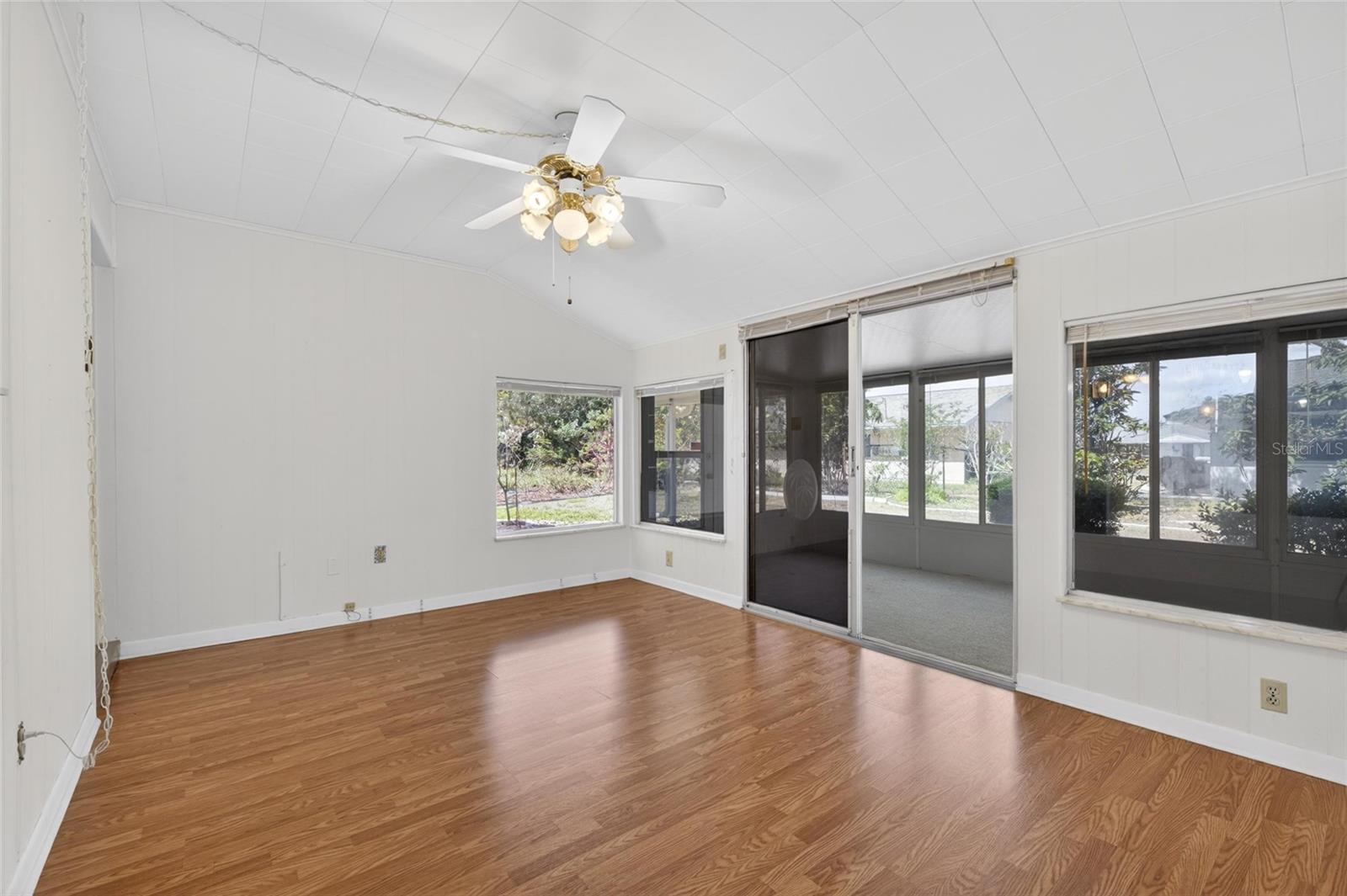 Image 26 of 65 For 1210 Valley Forge Blvd  9