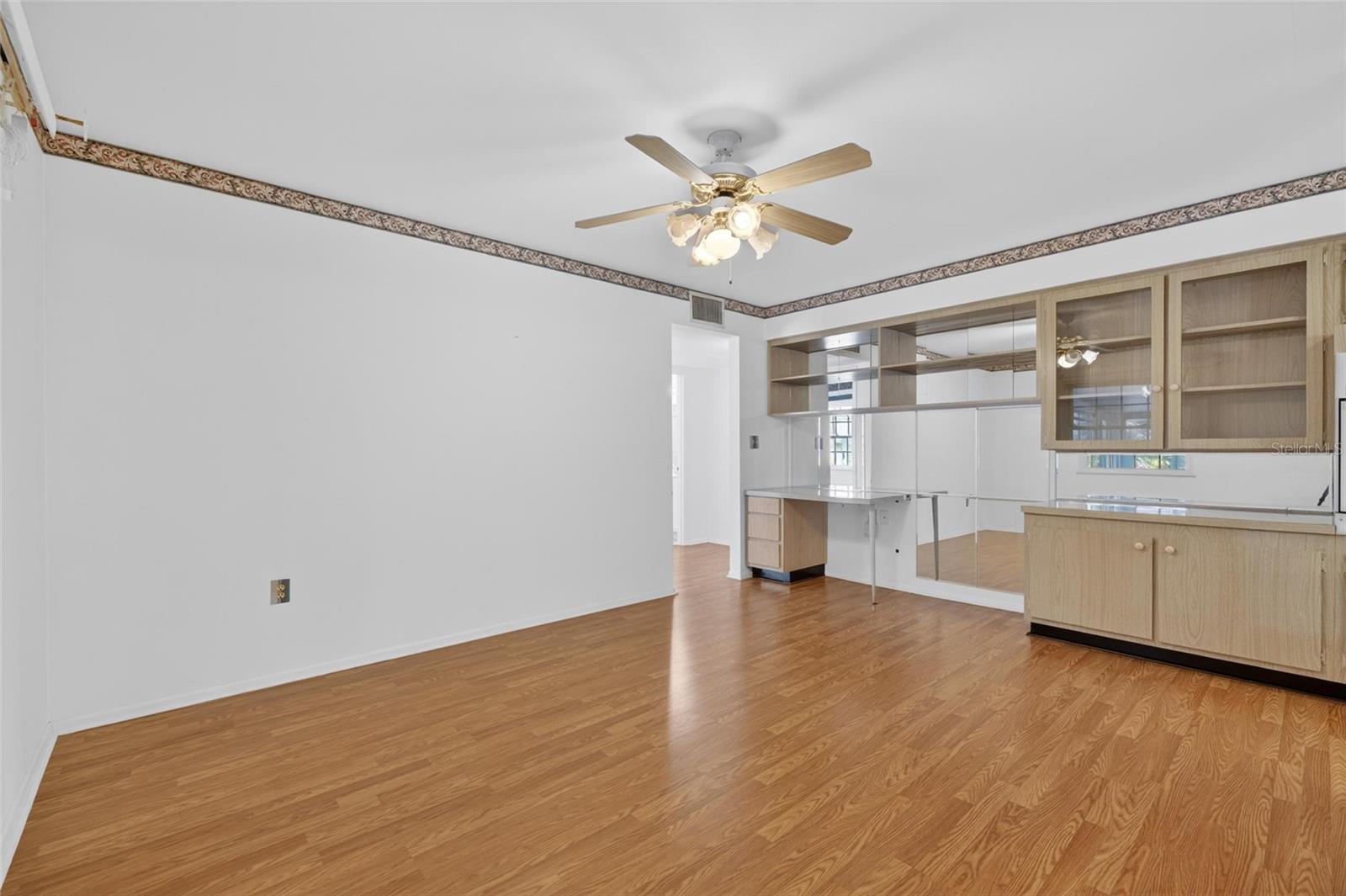 Image 27 of 65 For 1210 Valley Forge Blvd  9