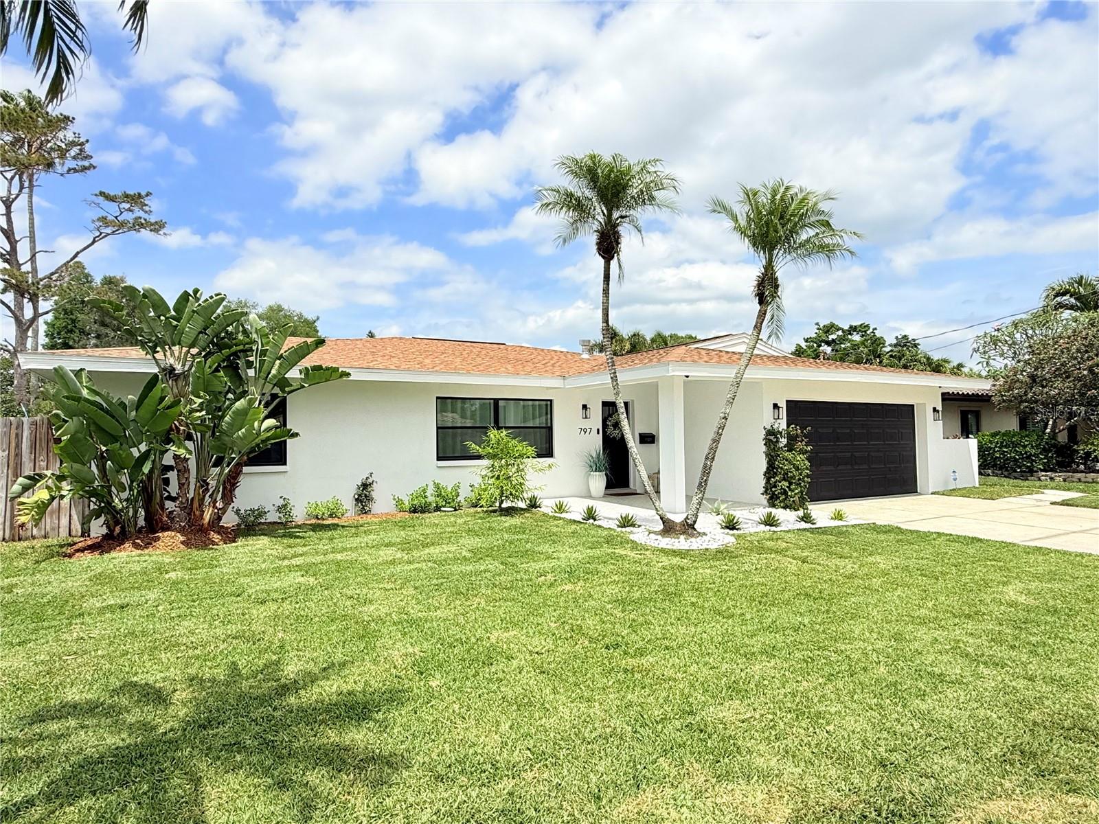 Image 5 of 43 For 797 45th Avenue Ne