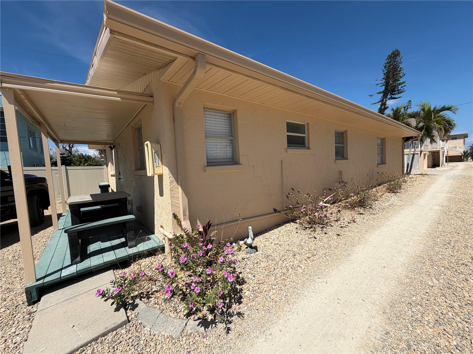 Image 13 of 20 For 5053 Beach Road 9e-w