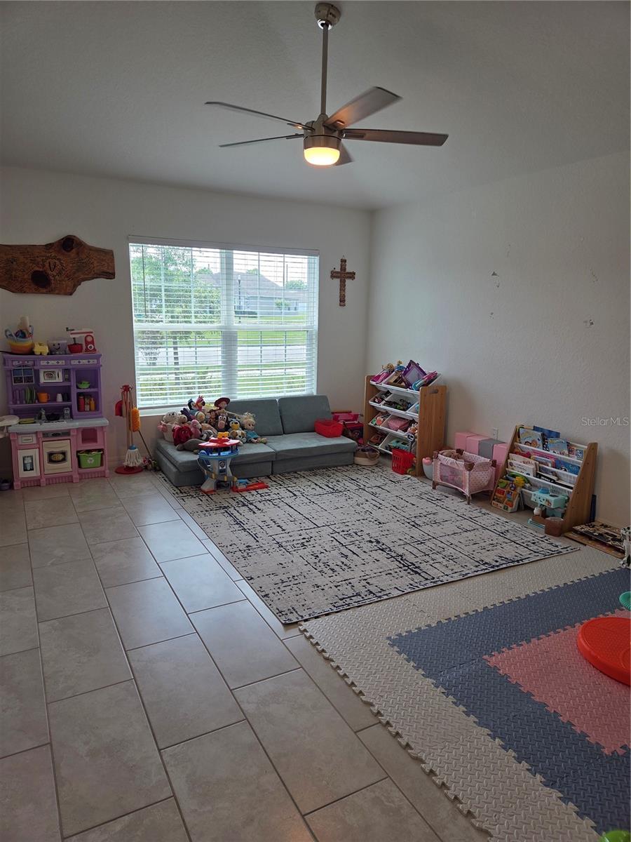 Image 13 of 18 For 4570 Penkert Place