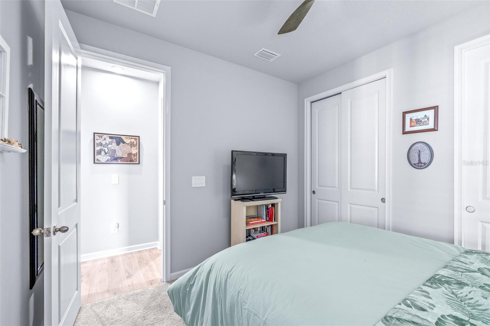 Image 30 of 52 For 6131 Timberdale Avenue