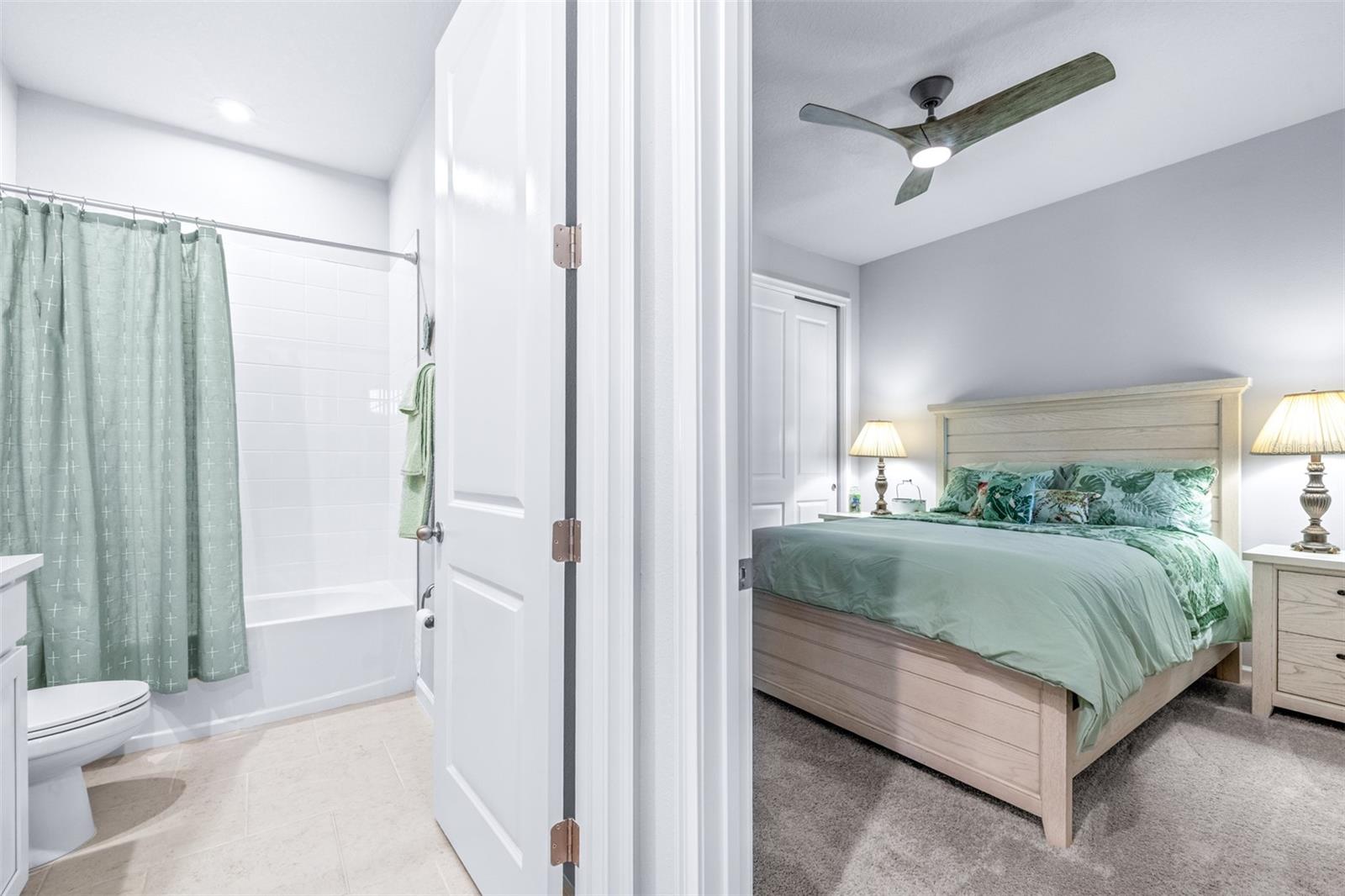 Image 31 of 52 For 6131 Timberdale Avenue