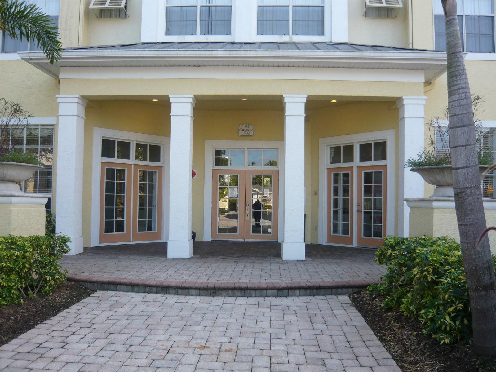 Image 2 of 13 For 1302 High Hammock Drive 105