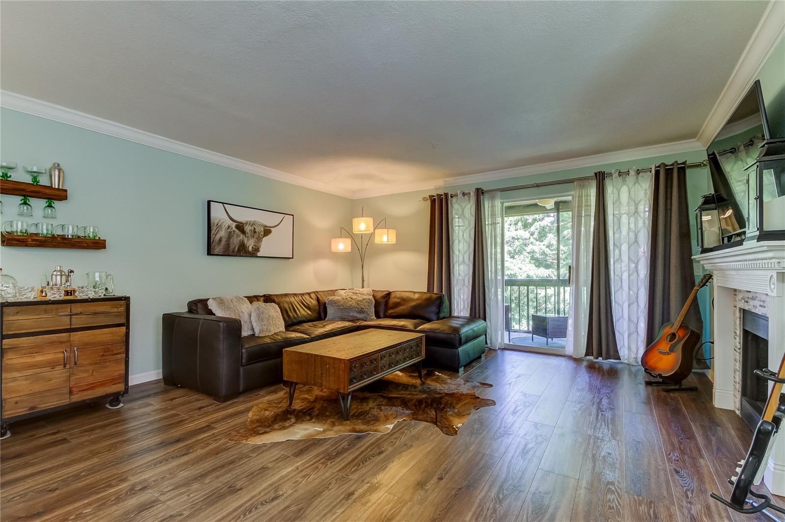 Image 13 of 45 For 2400 Feather Sound Drive 1228