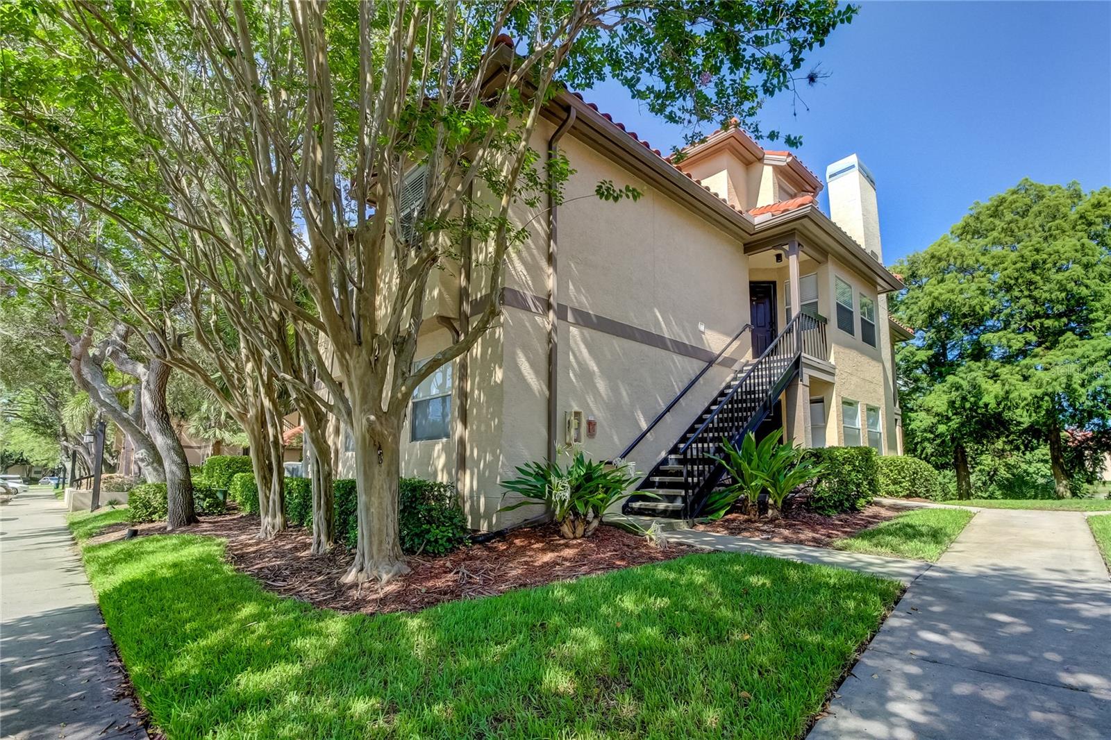 Image 2 of 45 For 2400 Feather Sound Drive 1228