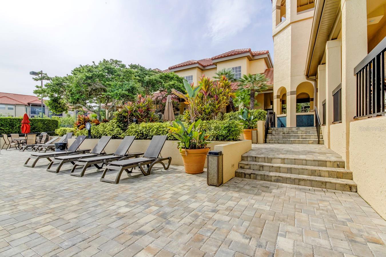 Image 33 of 45 For 2400 Feather Sound Drive 1228