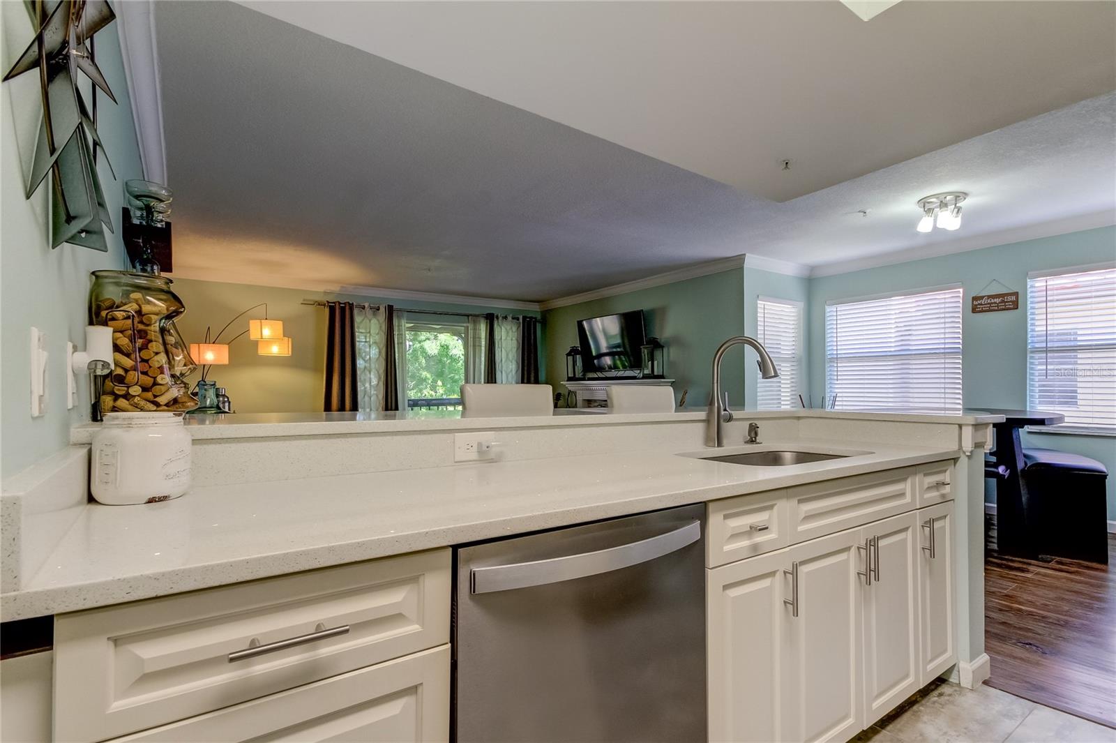 Image 8 of 45 For 2400 Feather Sound Drive 1228