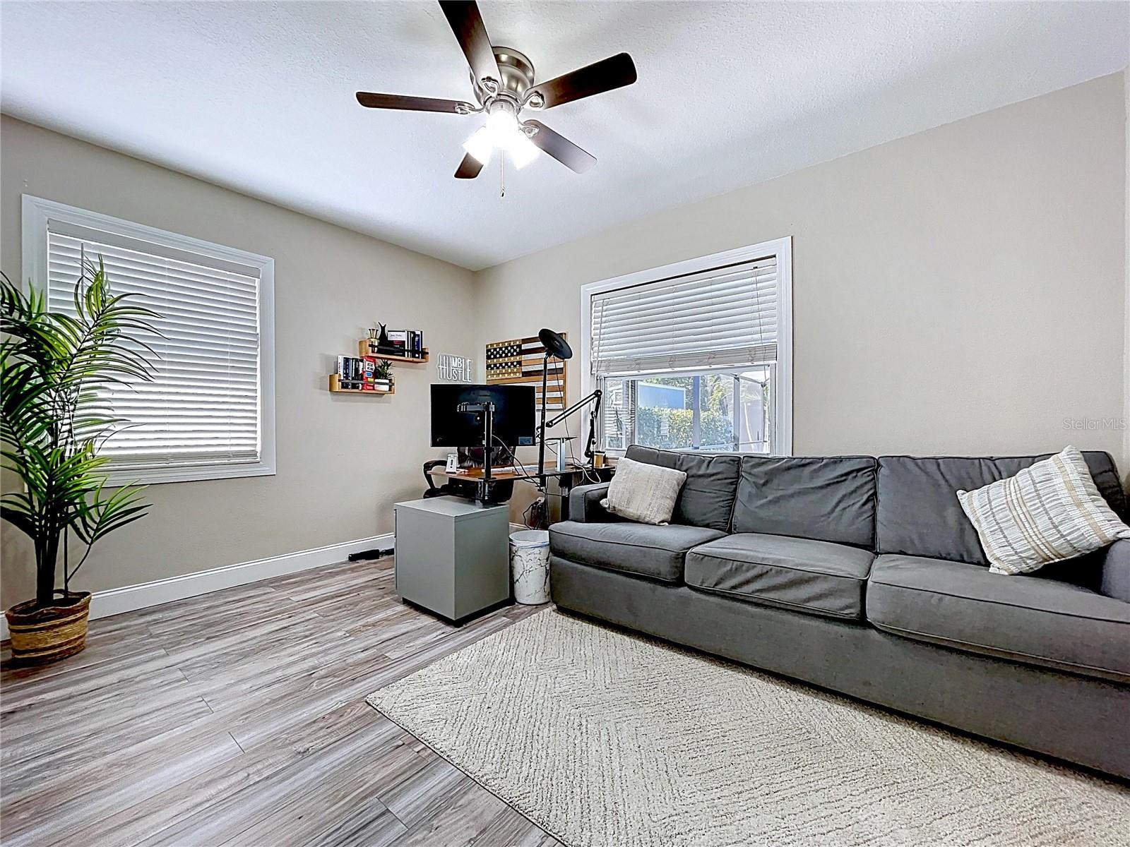 Image 21 of 33 For 1468 Prescott Avenue