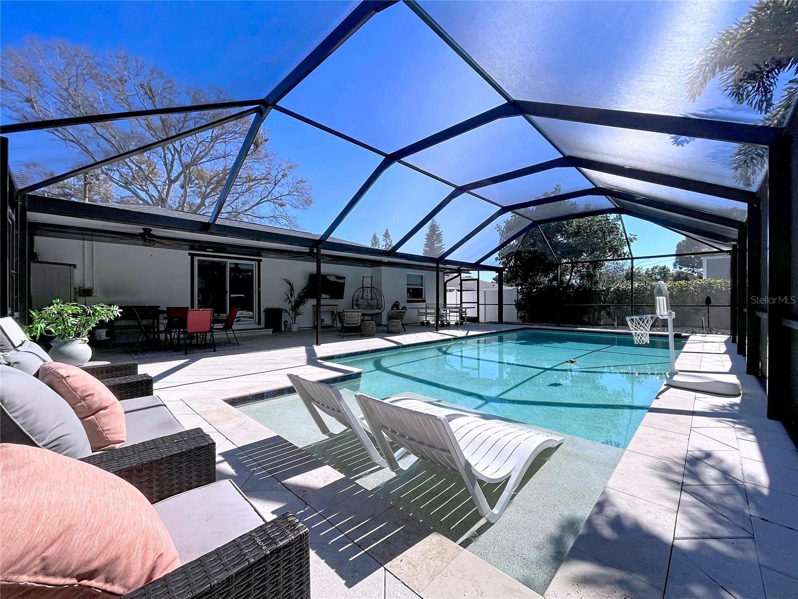 Image 28 of 33 For 1468 Prescott Avenue