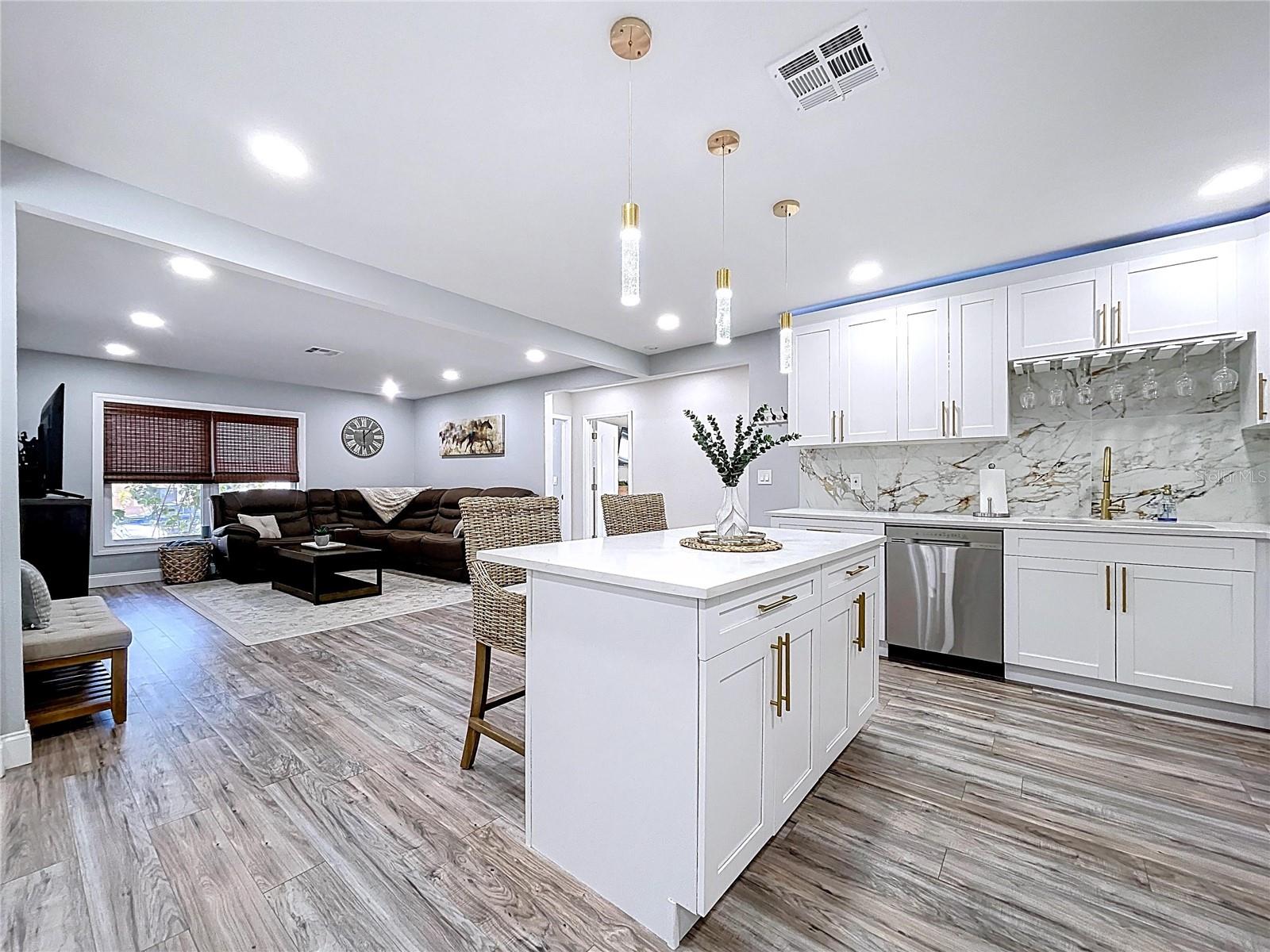 Image 5 of 33 For 1468 Prescott Avenue