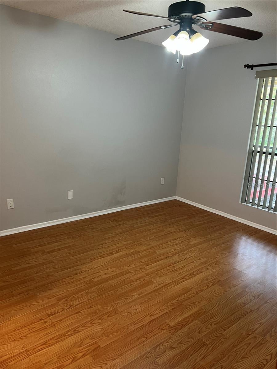 Image 10 of 18 For 8643 Mallard Reserve Drive 202