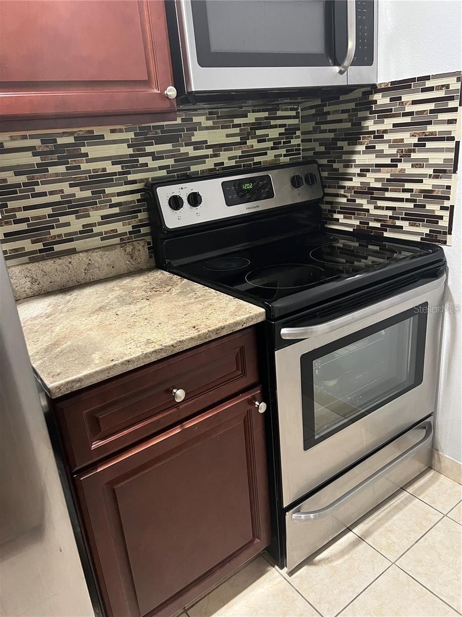 Image 3 of 18 For 8643 Mallard Reserve Drive 202