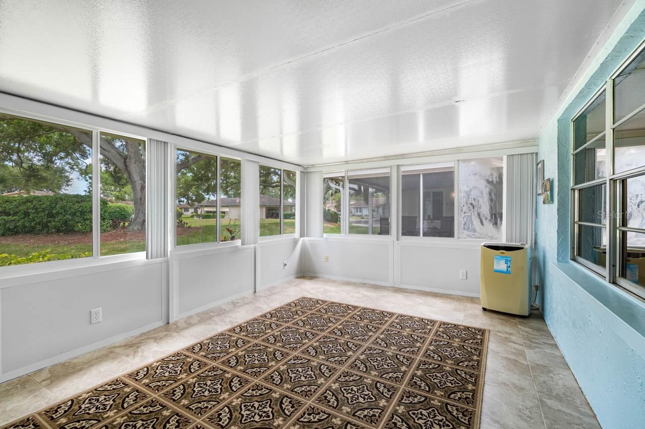 Image 34 of 46 For 2034 Hawkhurst Circle 178