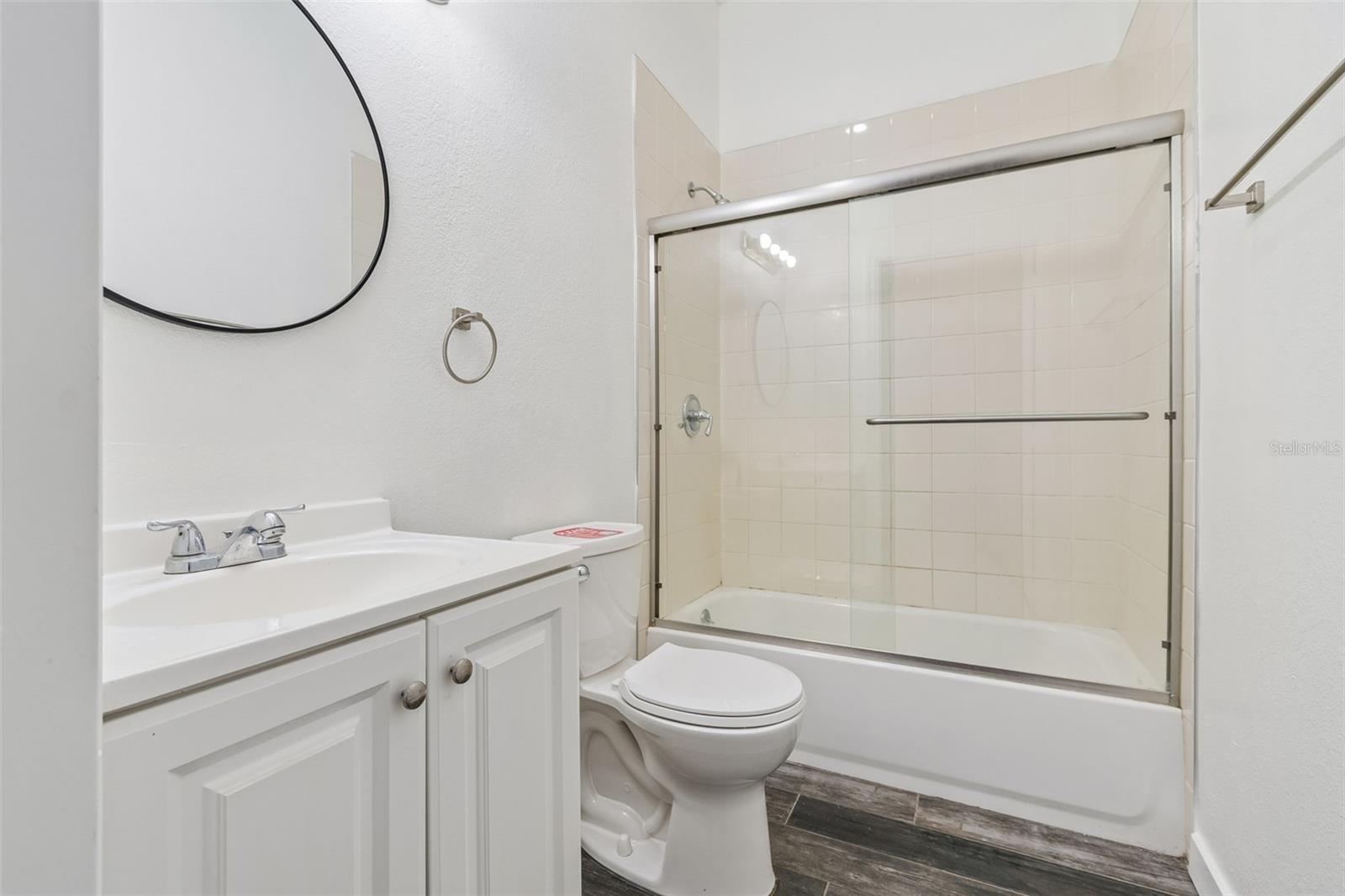 Image 42 of 44 For 6536 Lincoln Way N