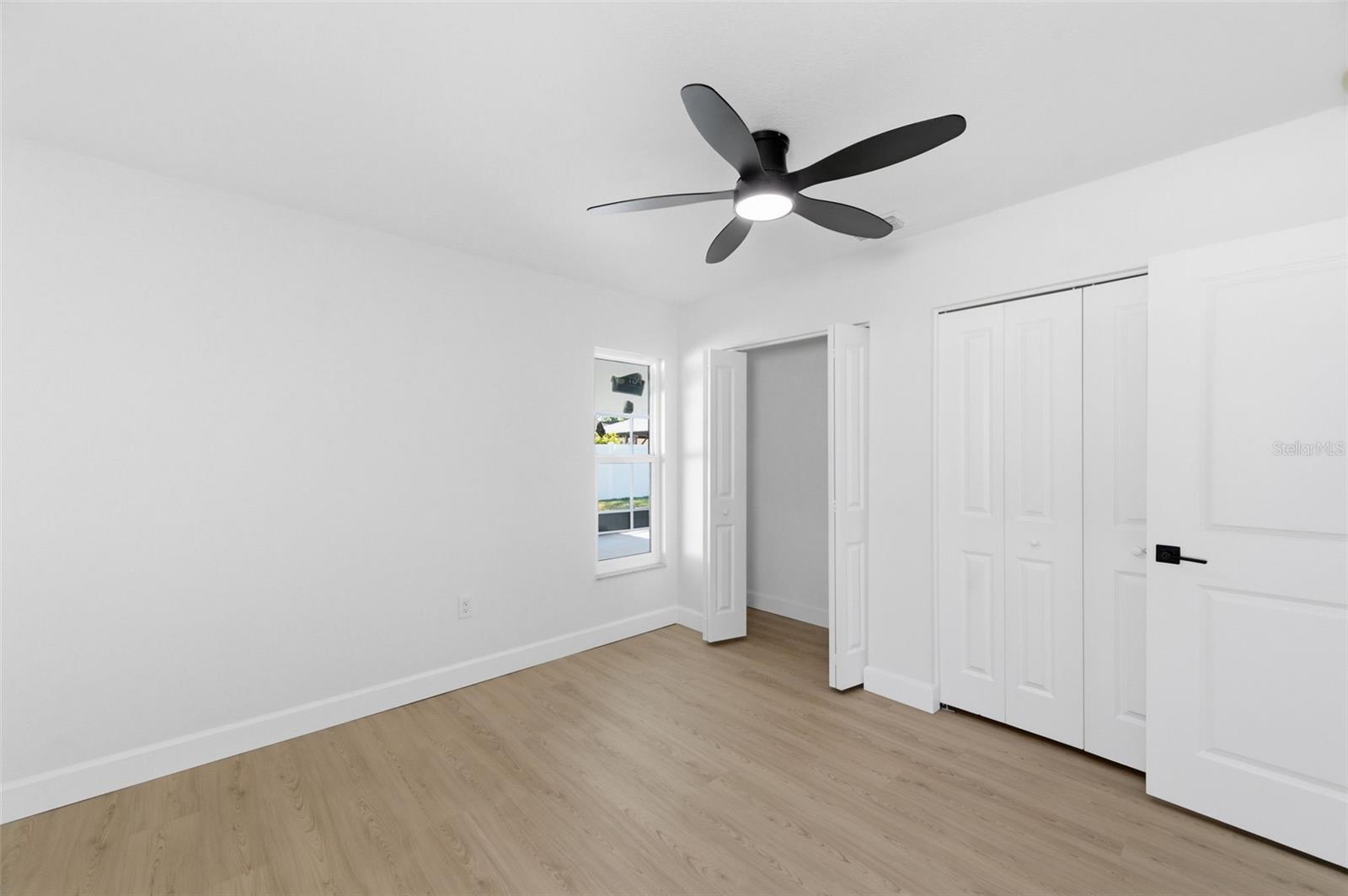 Image 28 of 74 For 11180 113th Avenue