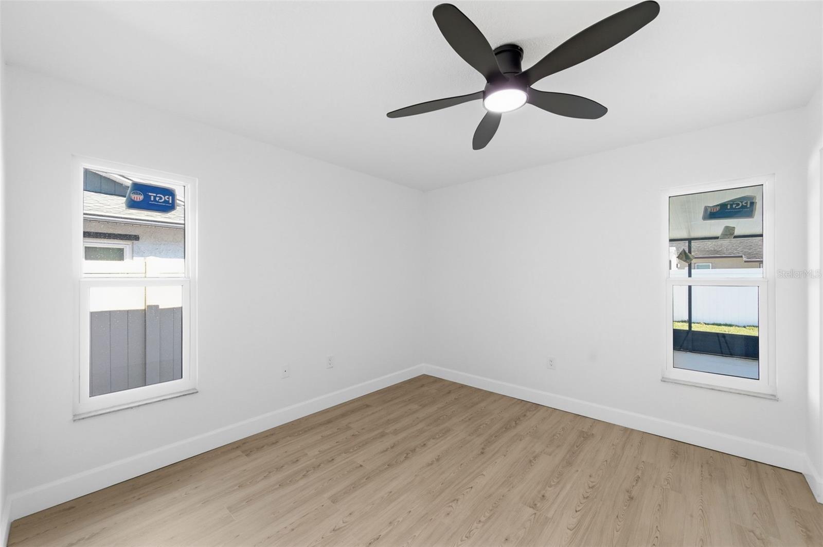 Image 31 of 74 For 11180 113th Avenue