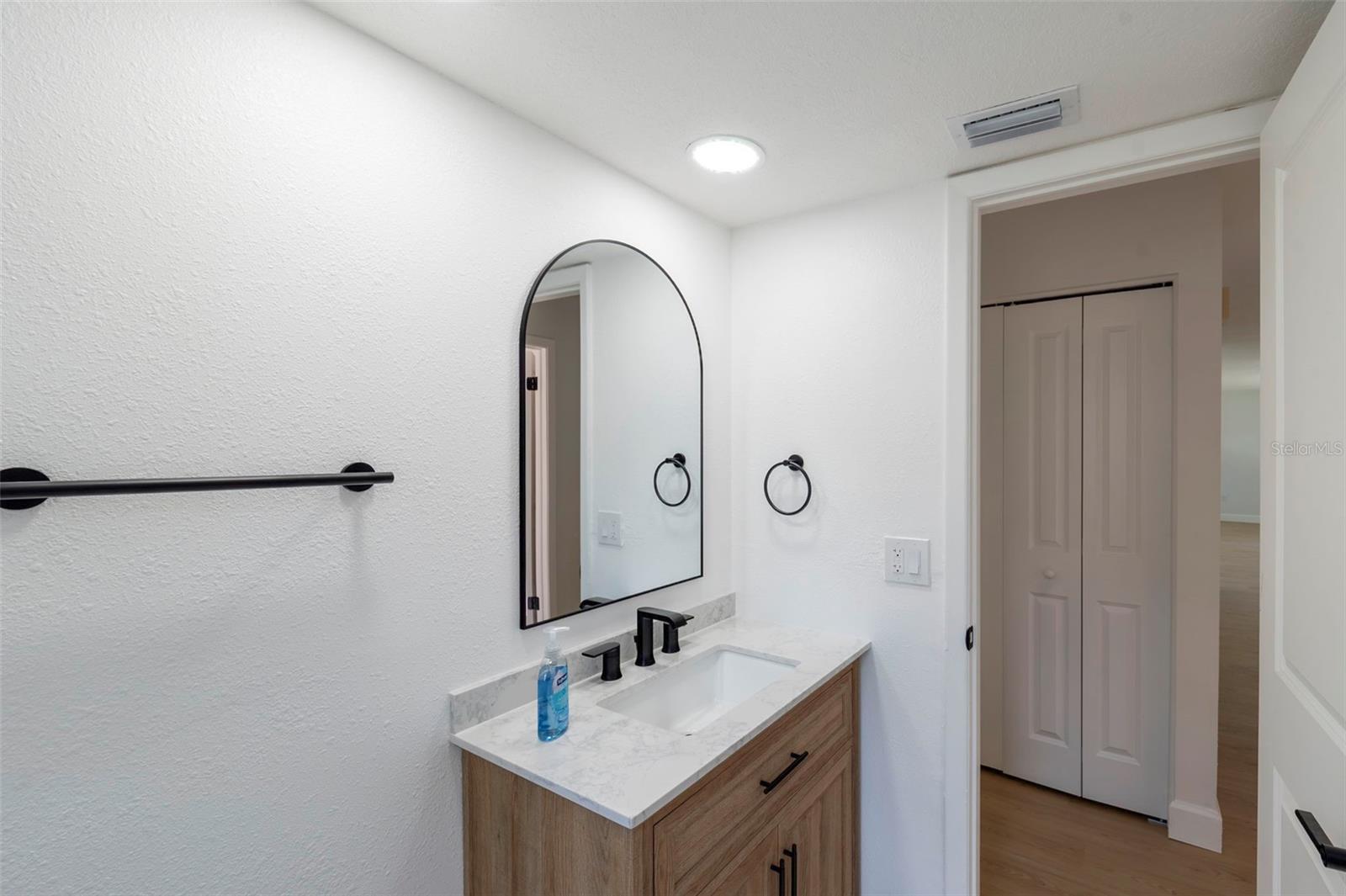 Image 35 of 74 For 11180 113th Avenue