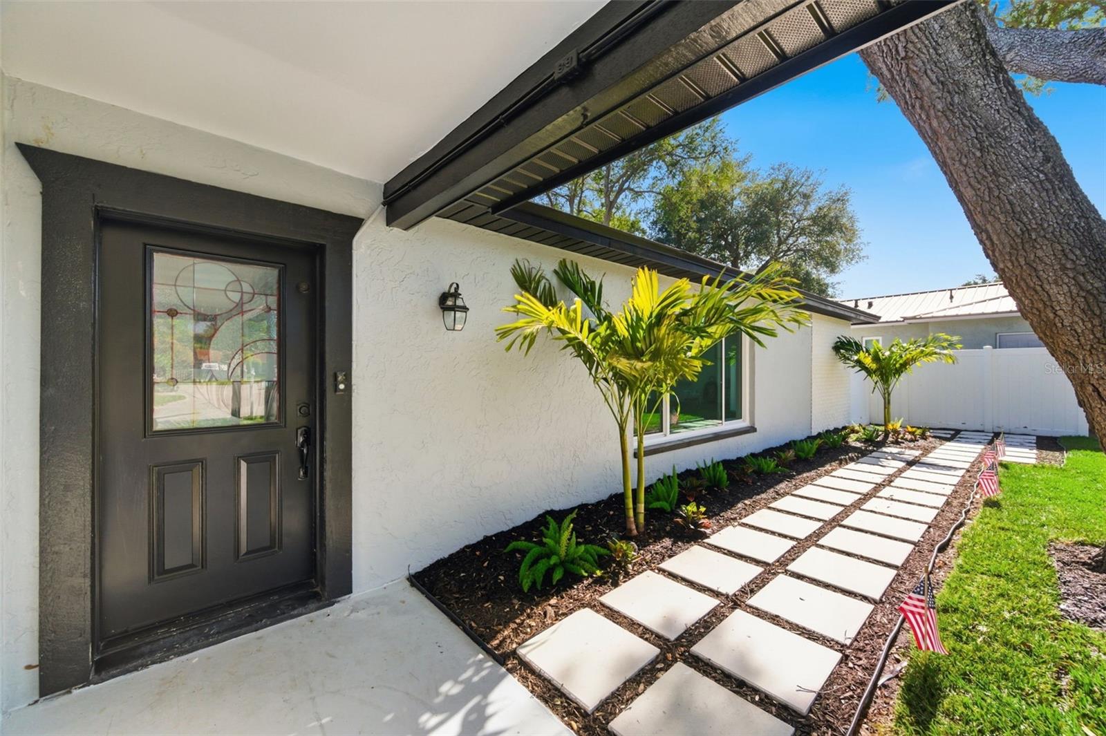 Image 4 of 74 For 11180 113th Avenue